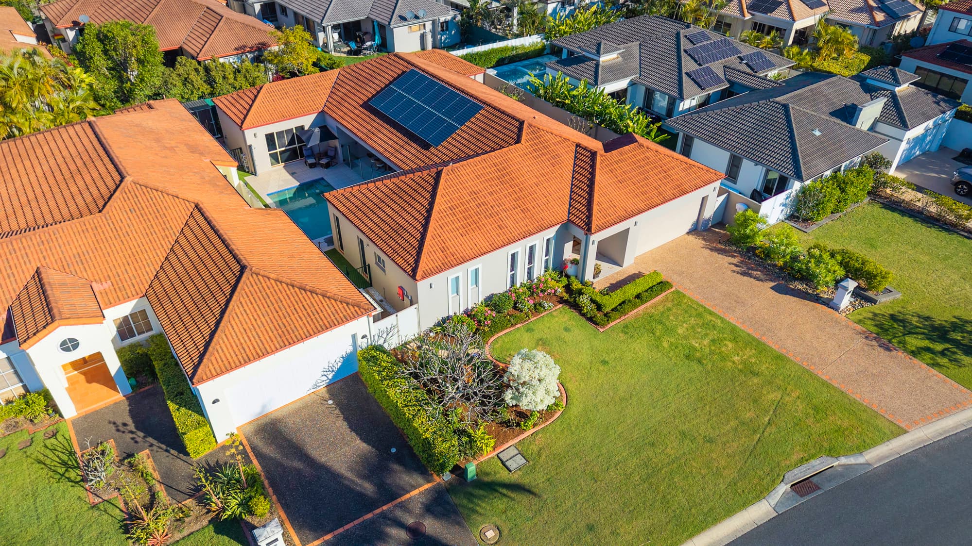 2032 Beaufort Way, Hope Island - Image 1