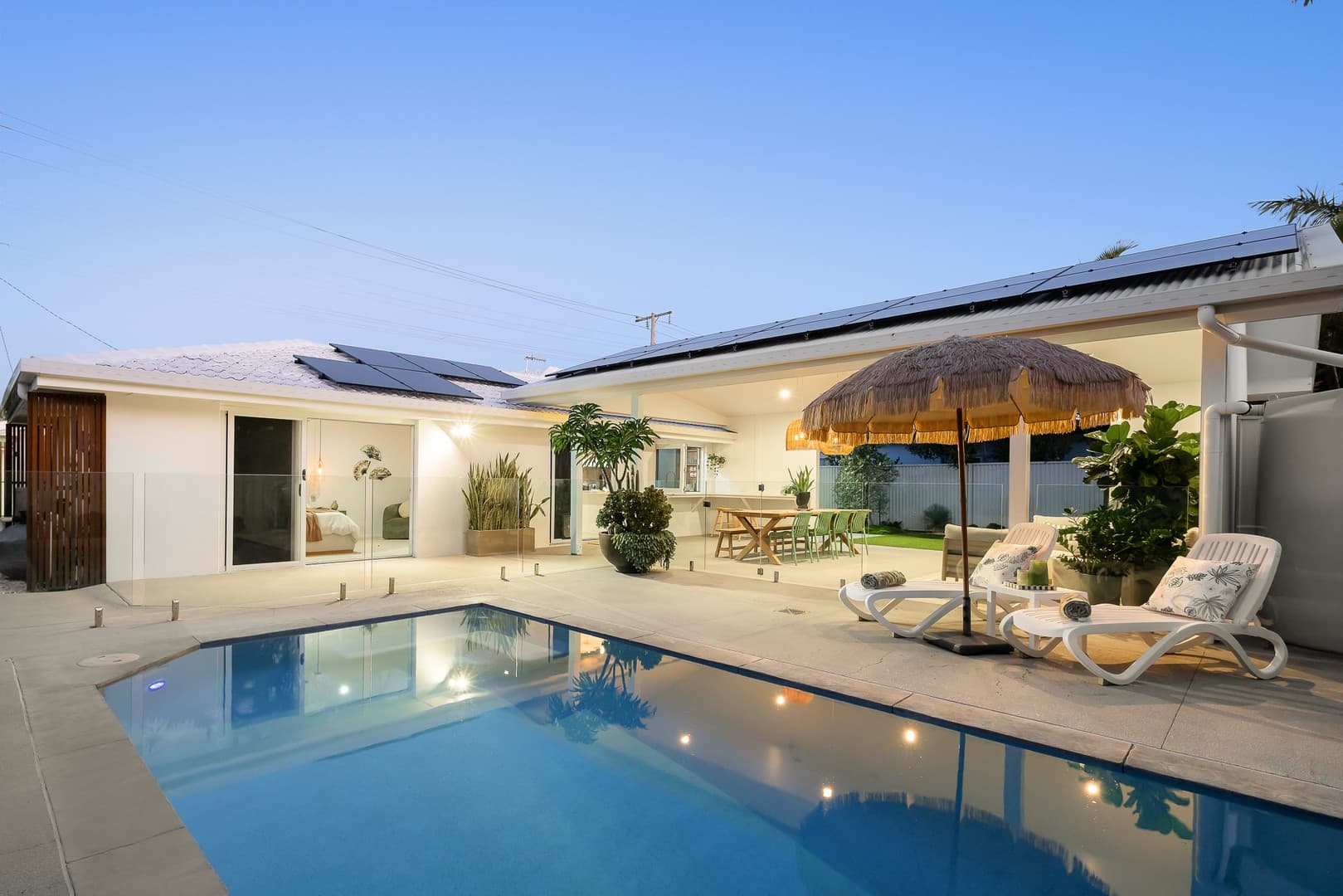 147 Mallawa Drive, Palm Beach — photo 1 of 5