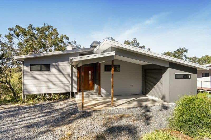 22 Timothy St, Macleay Island - Image 1