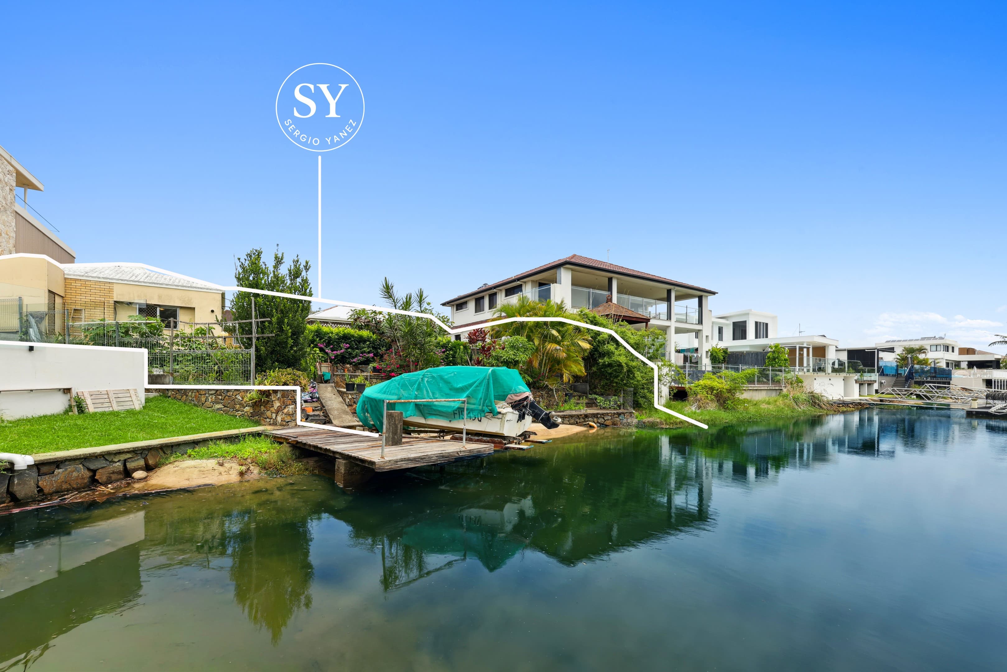 1 Sarasota Key, Broadbeach Waters - Image 1