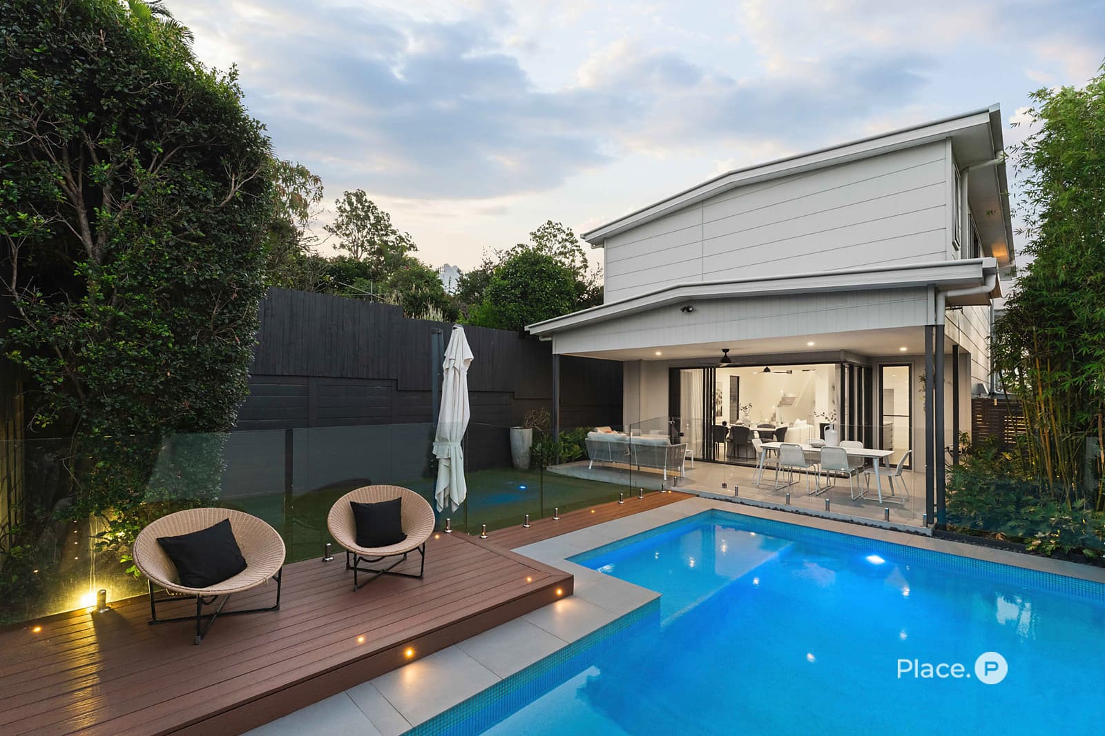 20 Gower Street, Holland Park West, Holland Park West — photo 1 of 6