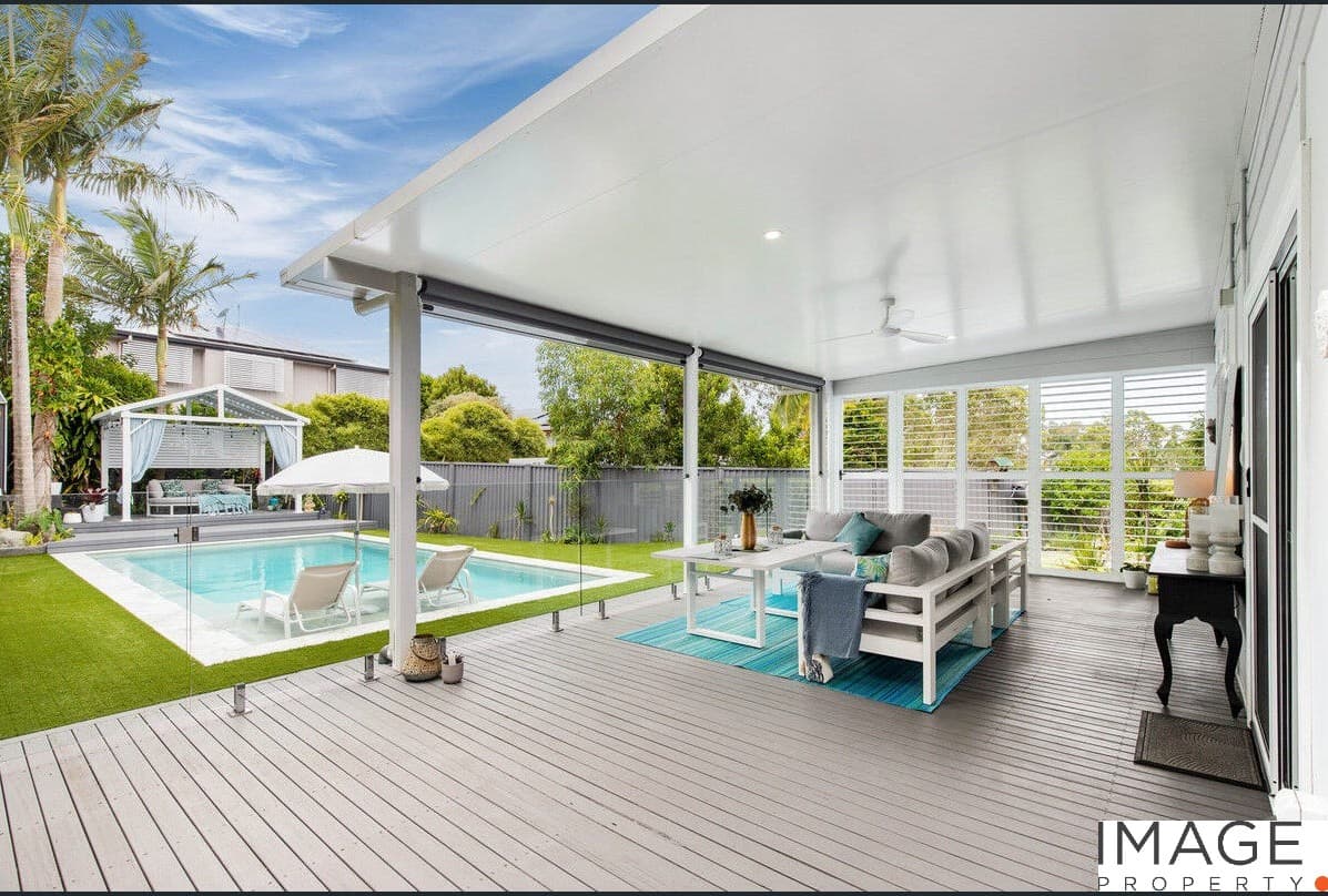 1/6 Mitchelli Court, Little Mountain - Image 1