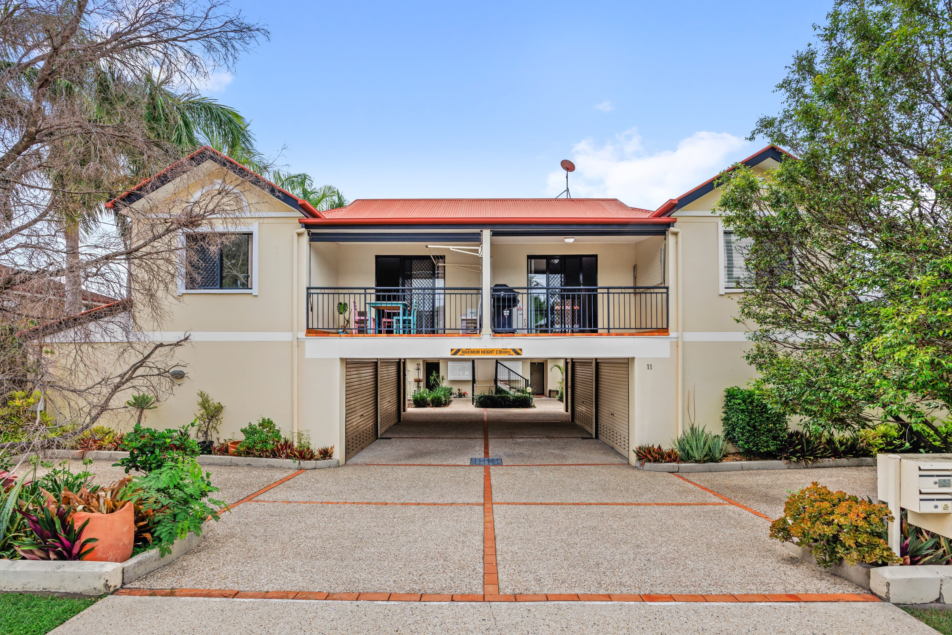 2/11 Mitchell Street, Kedron, Kedron — photo 1 of 5