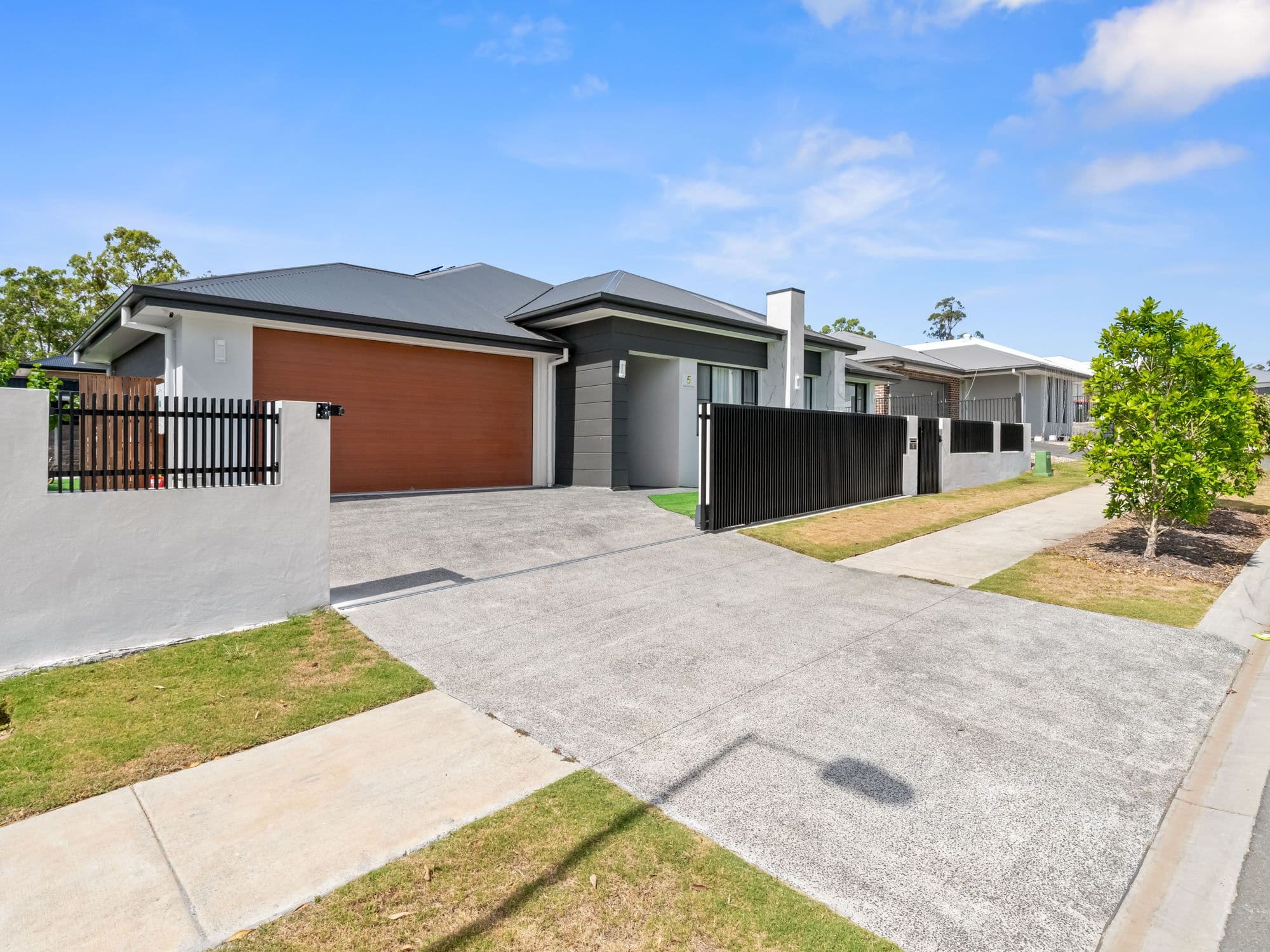 5 Regents Crescent, Yarrabilba - Image 1
