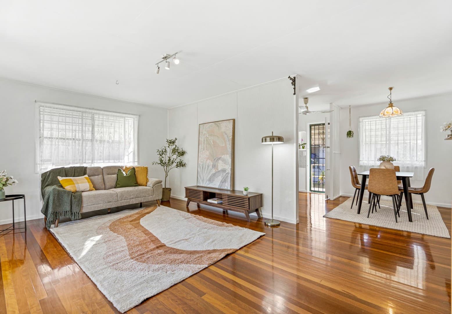 18 Laconia Street, Mansfield, MANSFIELD — photo 1 of 5