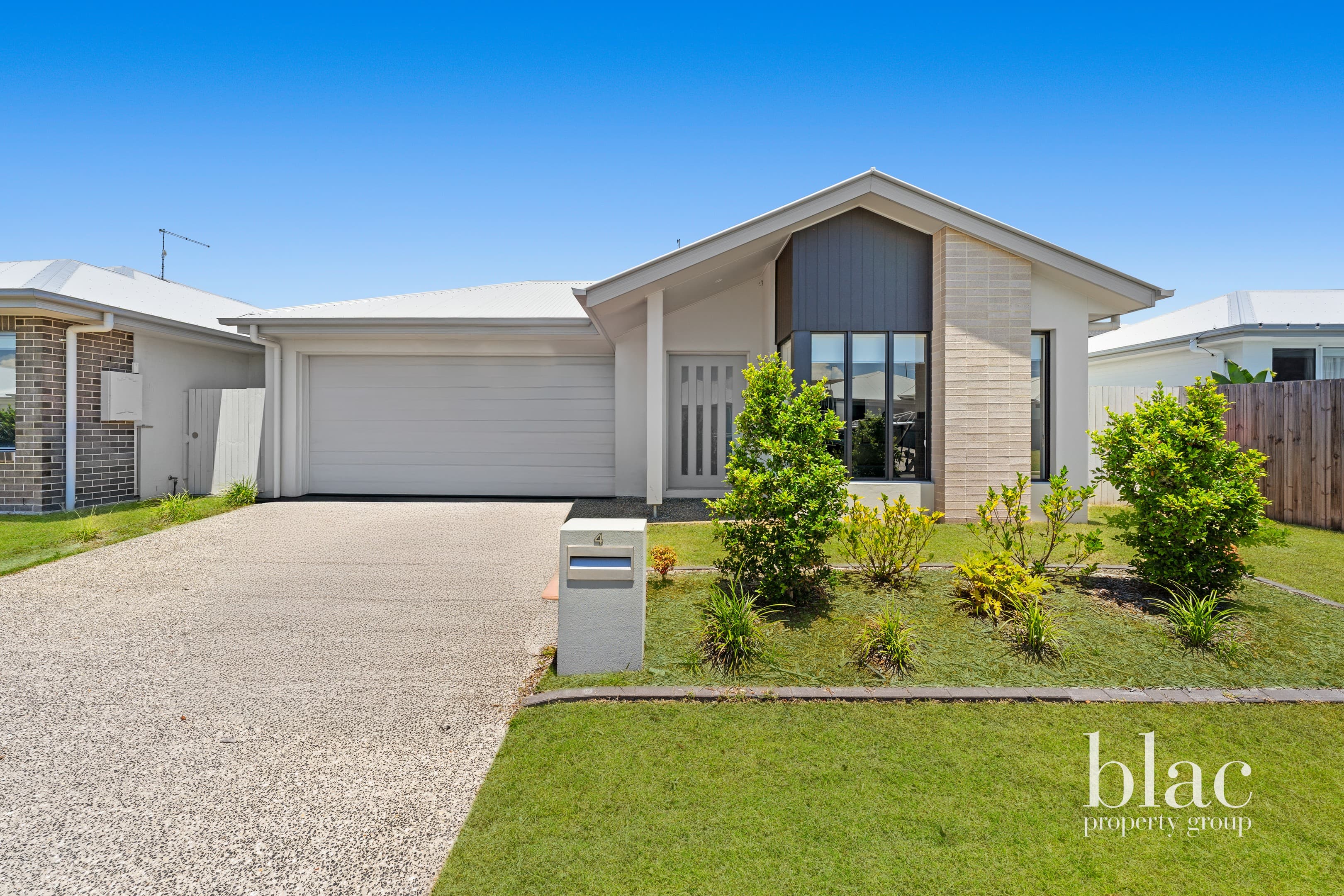 4 Frangipani Crescent, Nirimba, Nirimba — photo 1 of 5