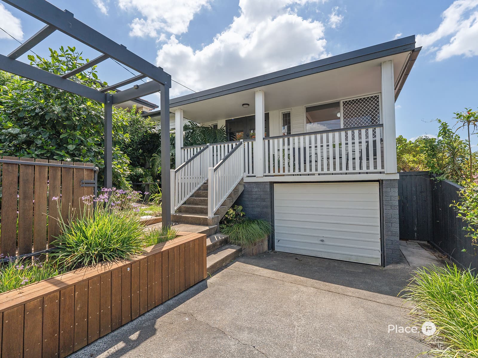 11 Gower Street, Holland Park West, Holland Park West — photo 1 of 5
