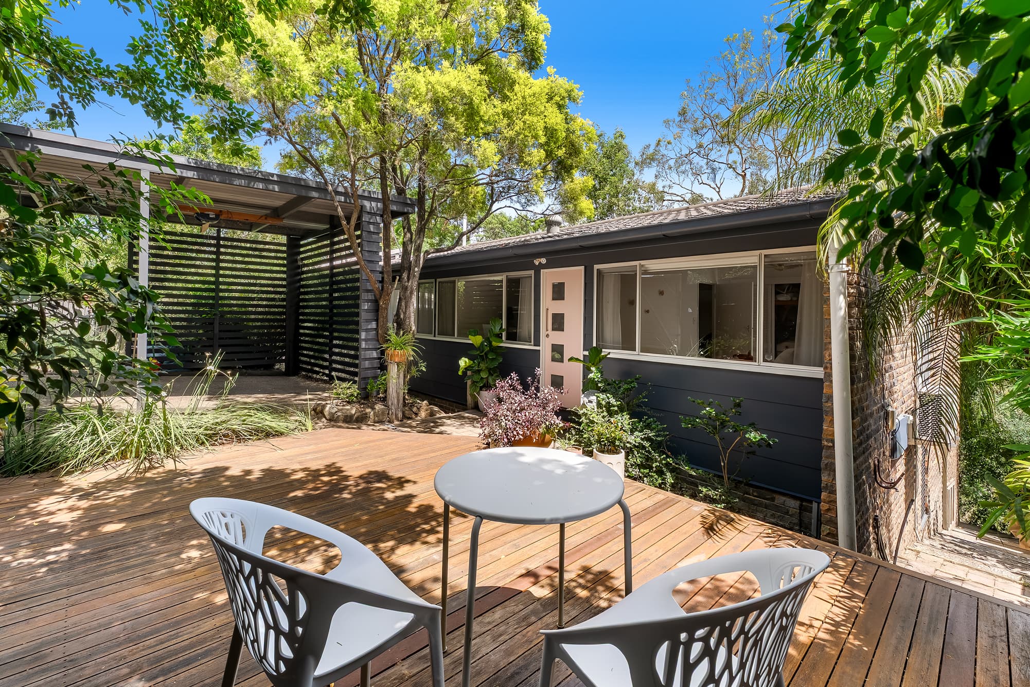 123 Plucks Road, Arana Hills, Arana Hills — photo 1 of 5