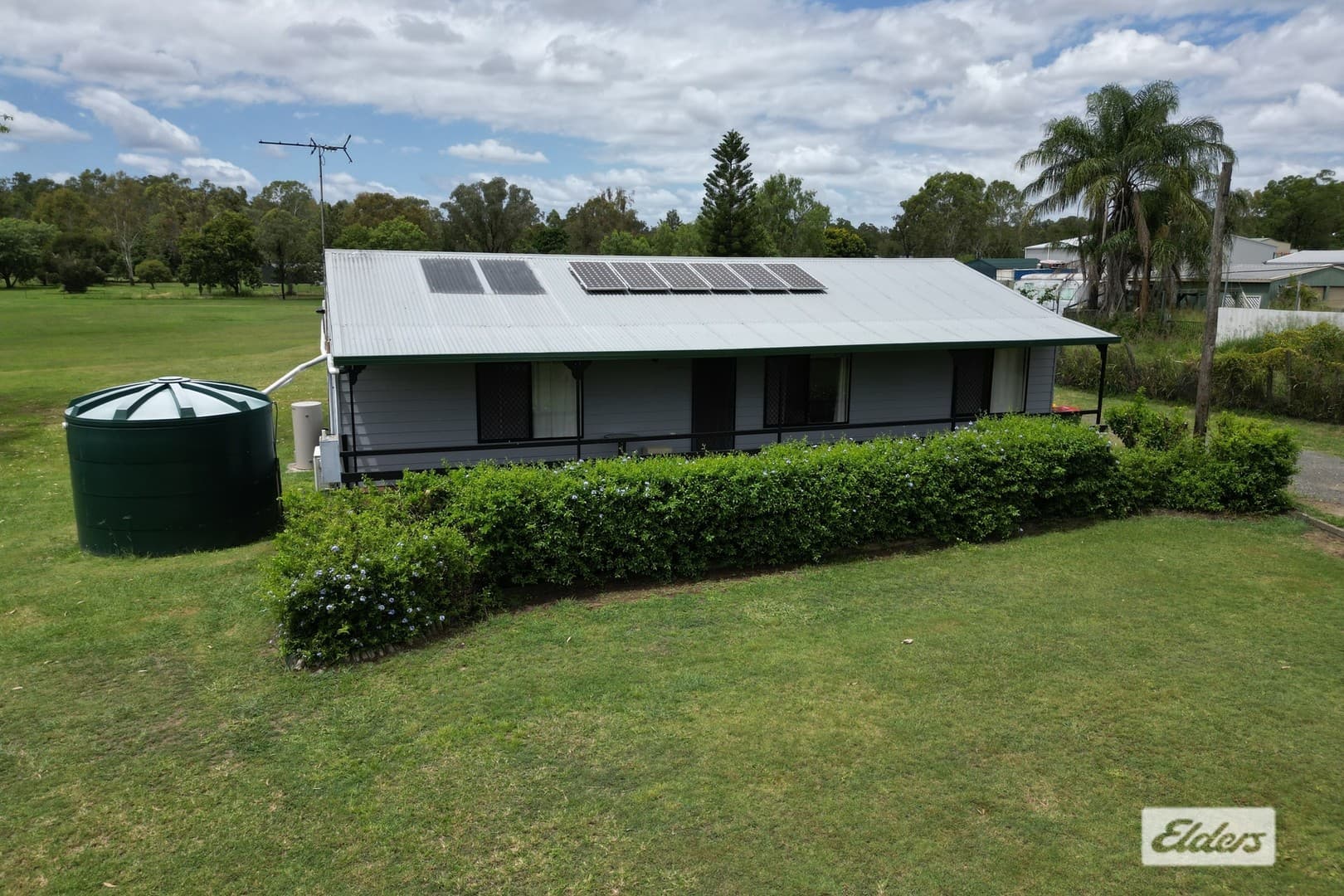 30 Advance Court, Kensington Grove, Kensington Grove — photo 1 of 5