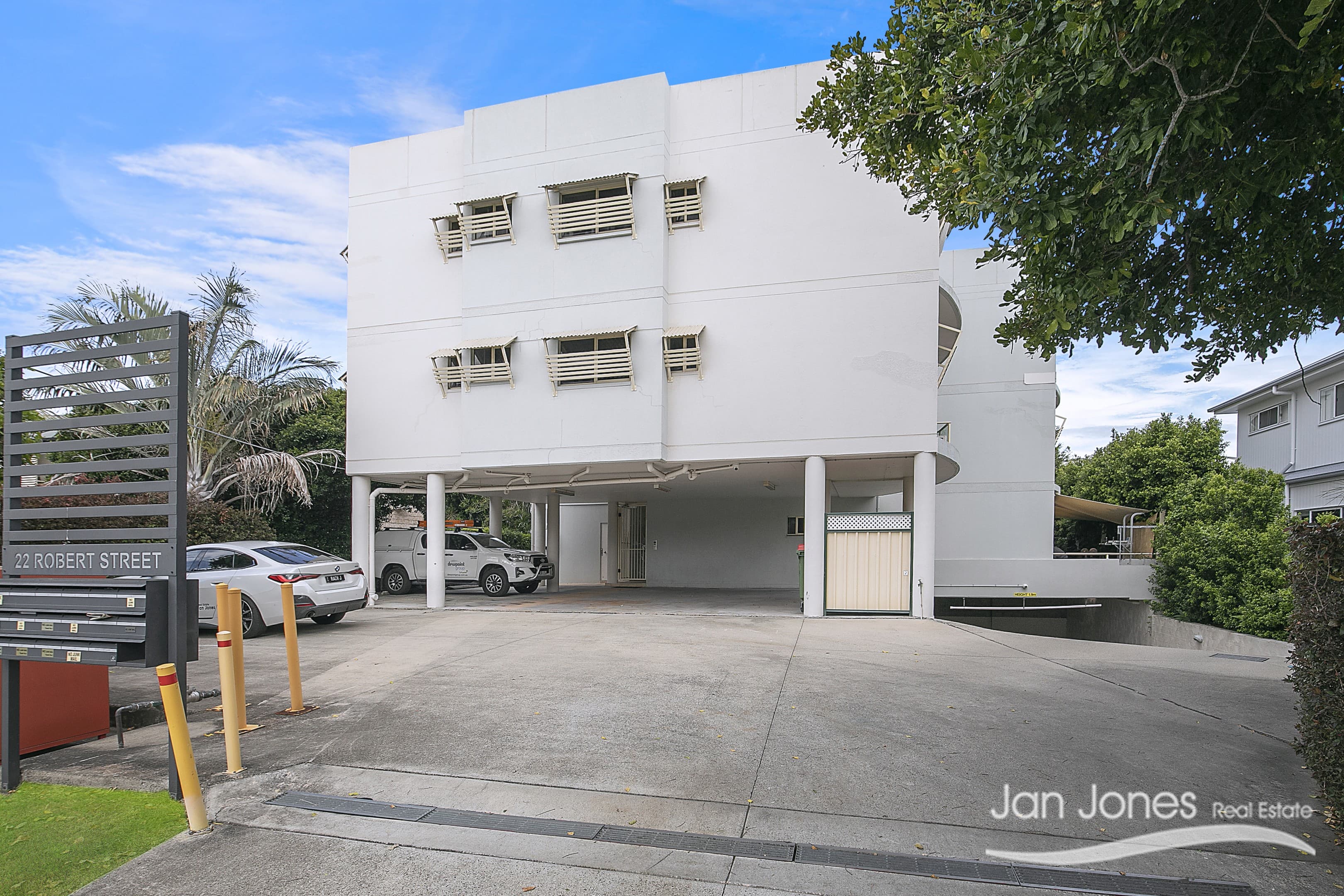 10/22 Robert Street, Clontarf, Clontarf — photo 1 of 5