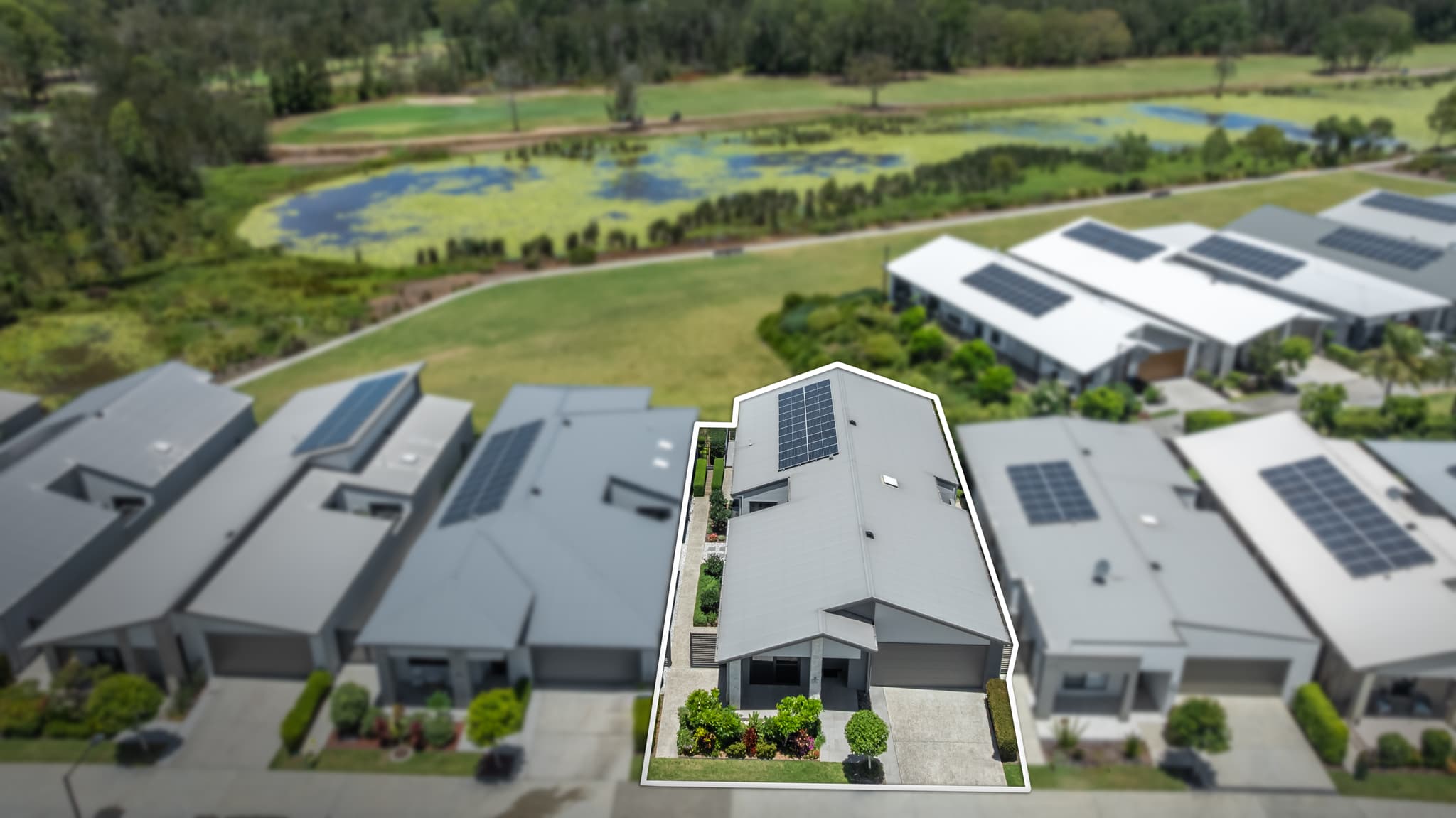202/7 Halcyon Drive, Pimpama — photo 1 of 5