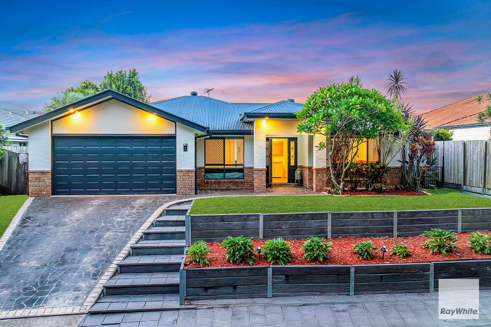 6 Coolum Court, Redland Bay, Redland Bay — photo 1 of 5