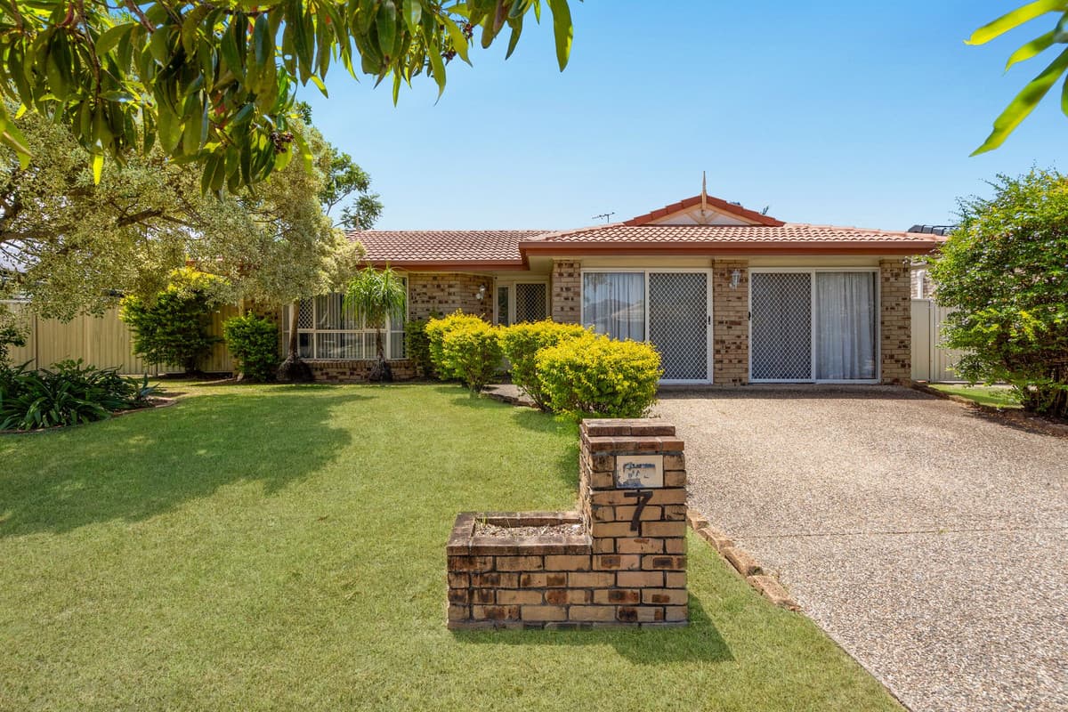 7 Cassim Way, Tingalpa, Tingalpa — photo 1 of 5