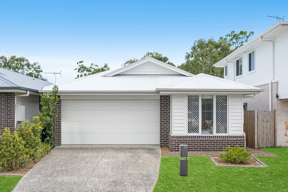 21 Ruchi Place, Wynnum West, Wynnum West — photo 1 of 5