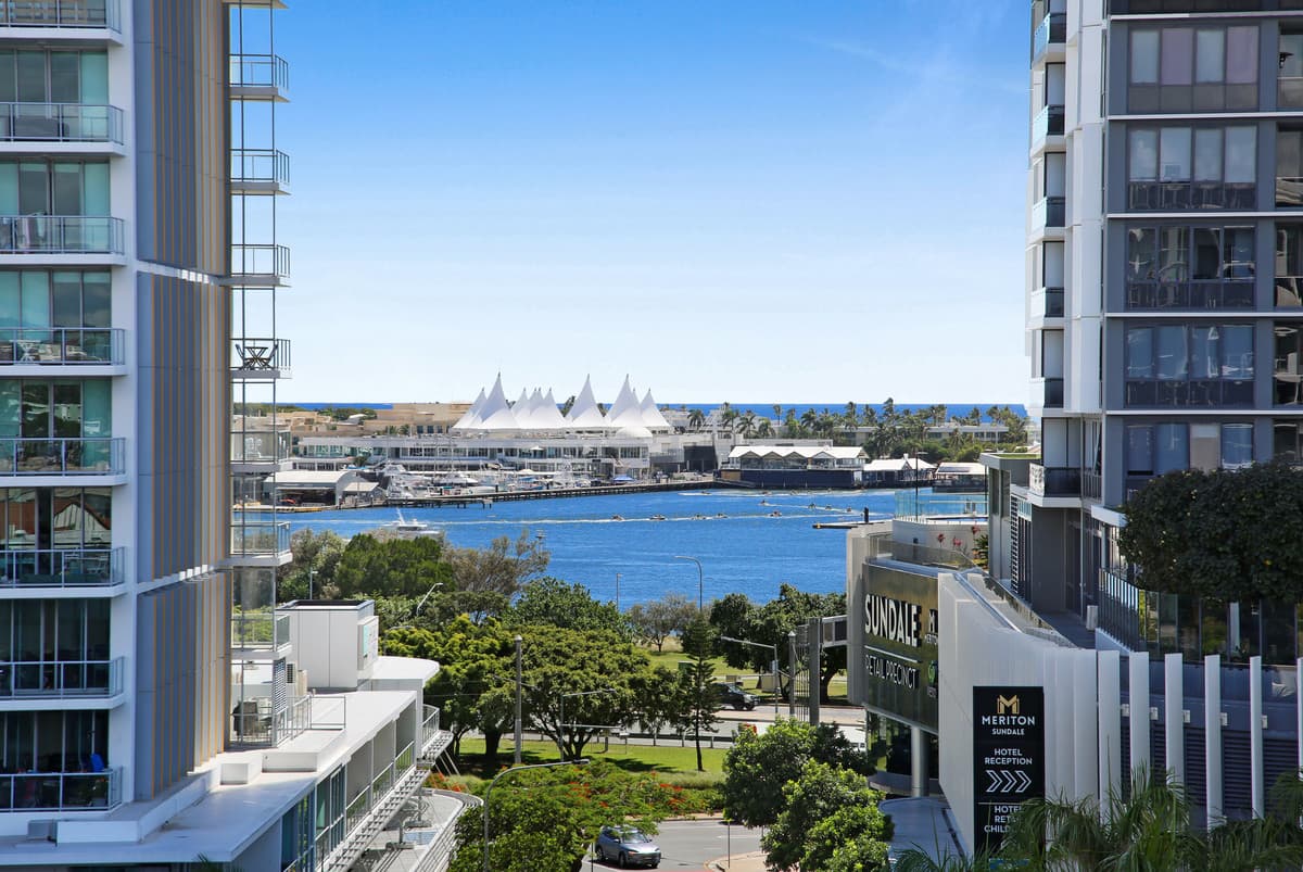 907/6 Aqua Street, Southport, Southport — photo 1 of 5