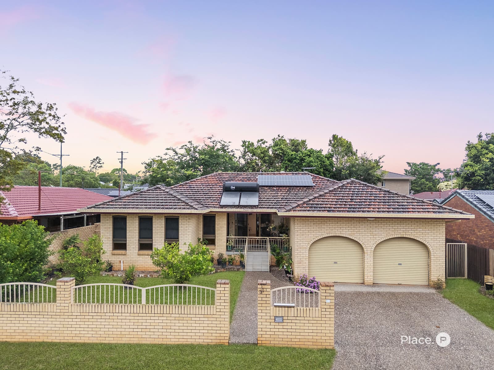 39 Mulgowie Street, Sunnybank, Sunnybank — photo 1 of 5