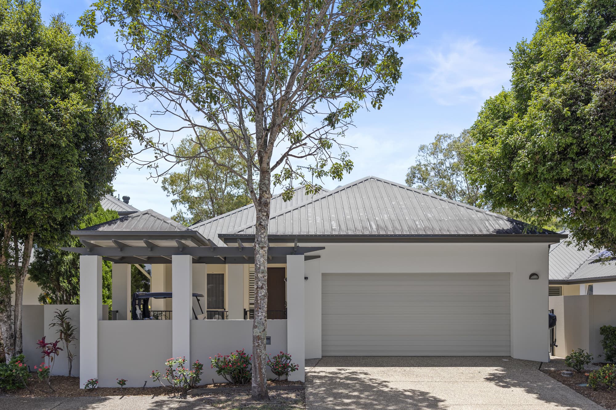 262 Easthill Drive, Robina, Robina — photo 1 of 5
