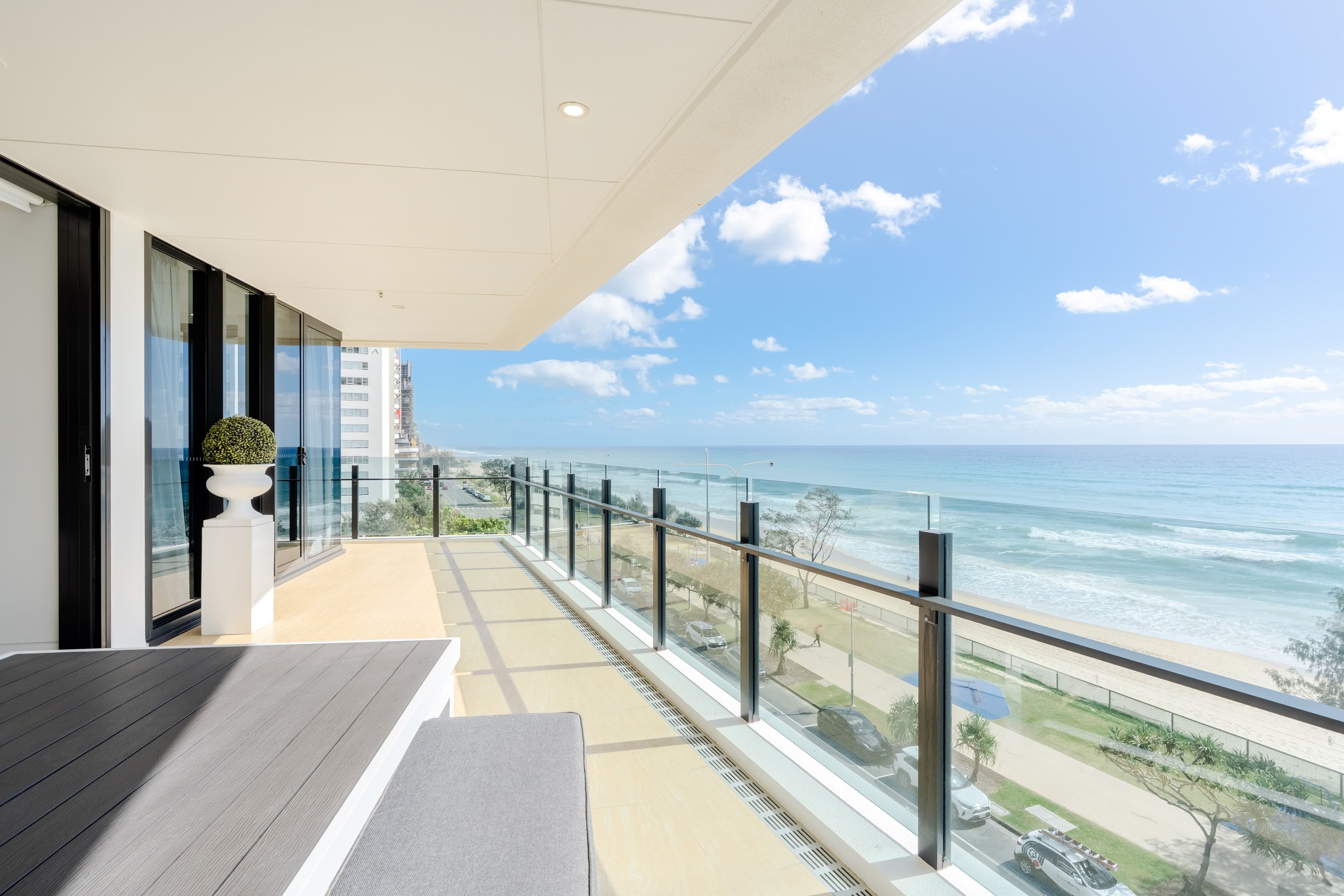 8/116 The Esplanade, Surfers Paradise - Image 1