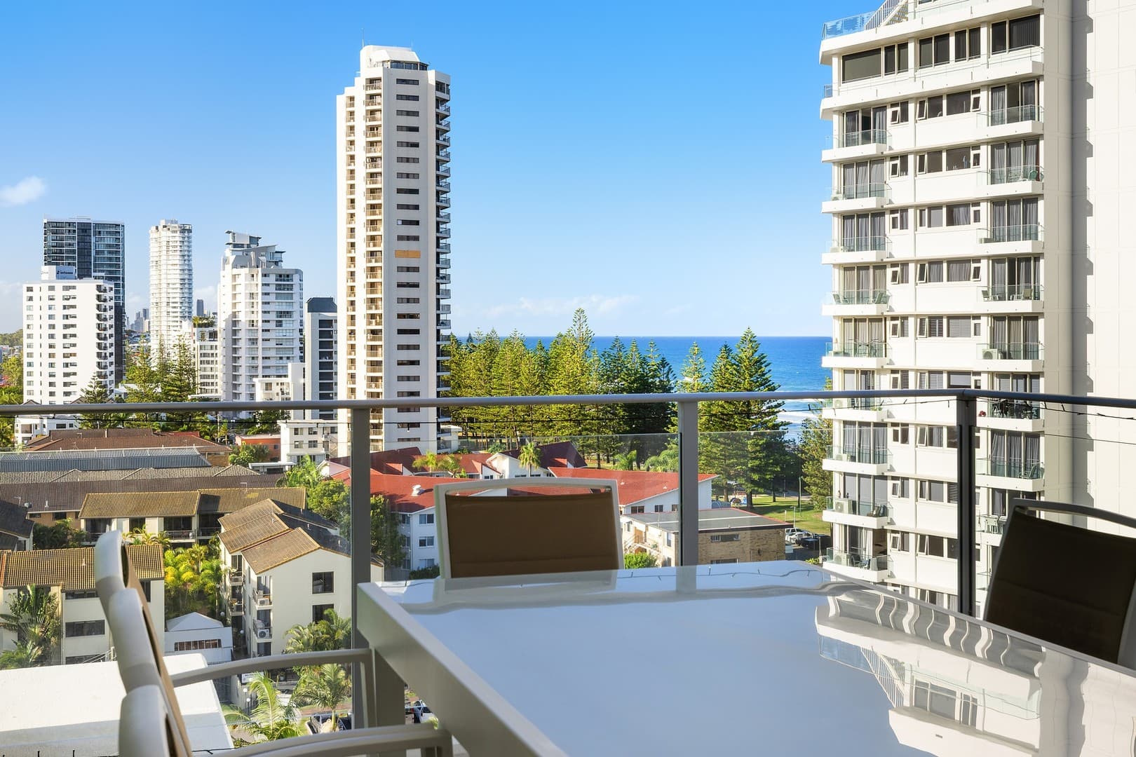 18/106 The Esplanade, Burleigh Heads - Image 1