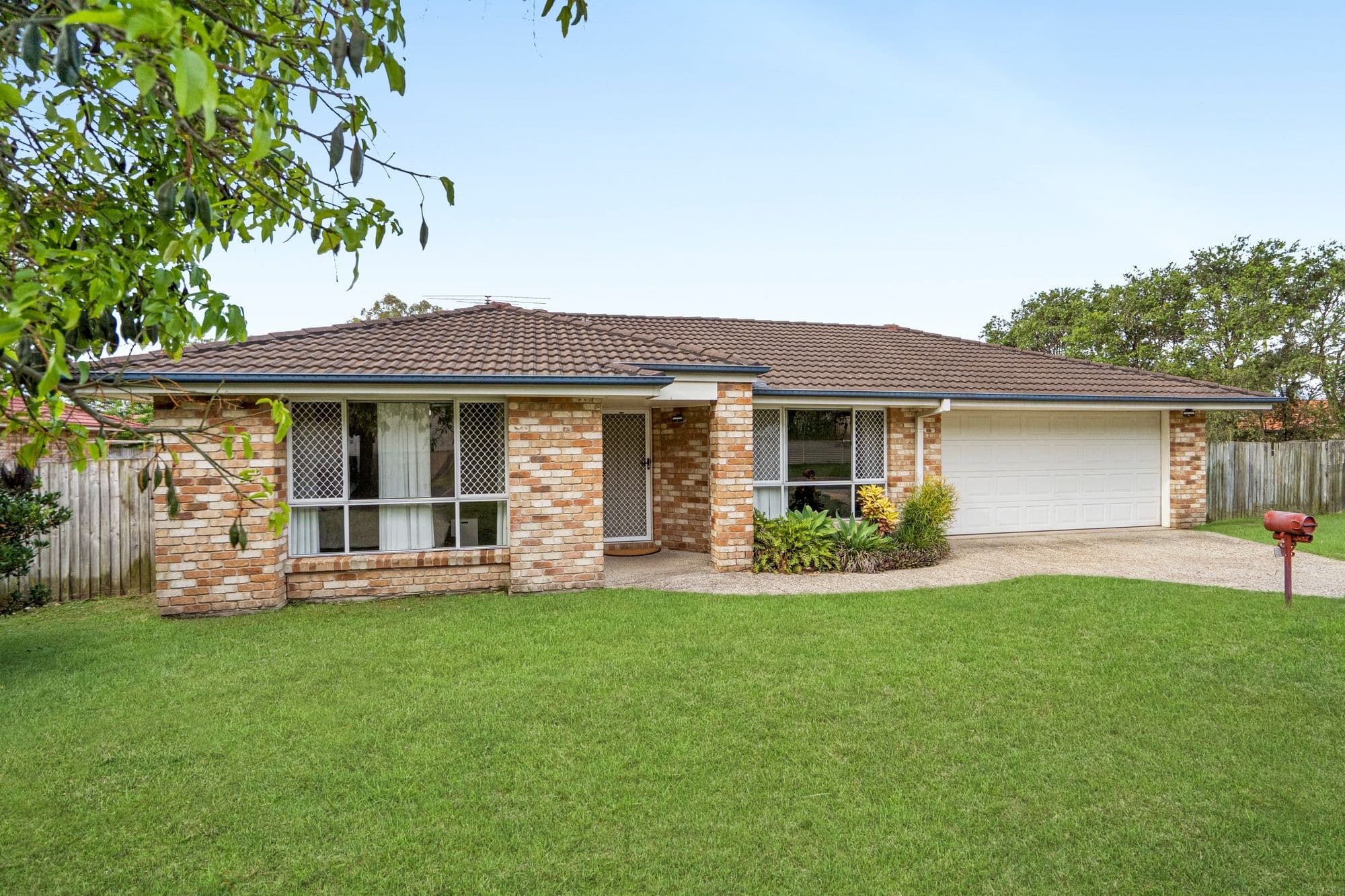 25 Hyde Place, Forest Lake, Forest Lake — photo 1 of 5