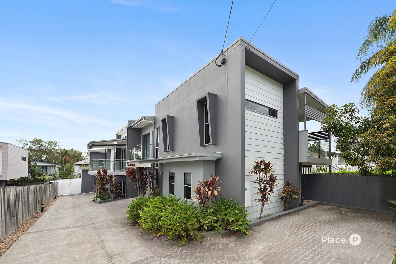 1/20 Barton Parade, Balmoral, Balmoral — photo 1 of 5