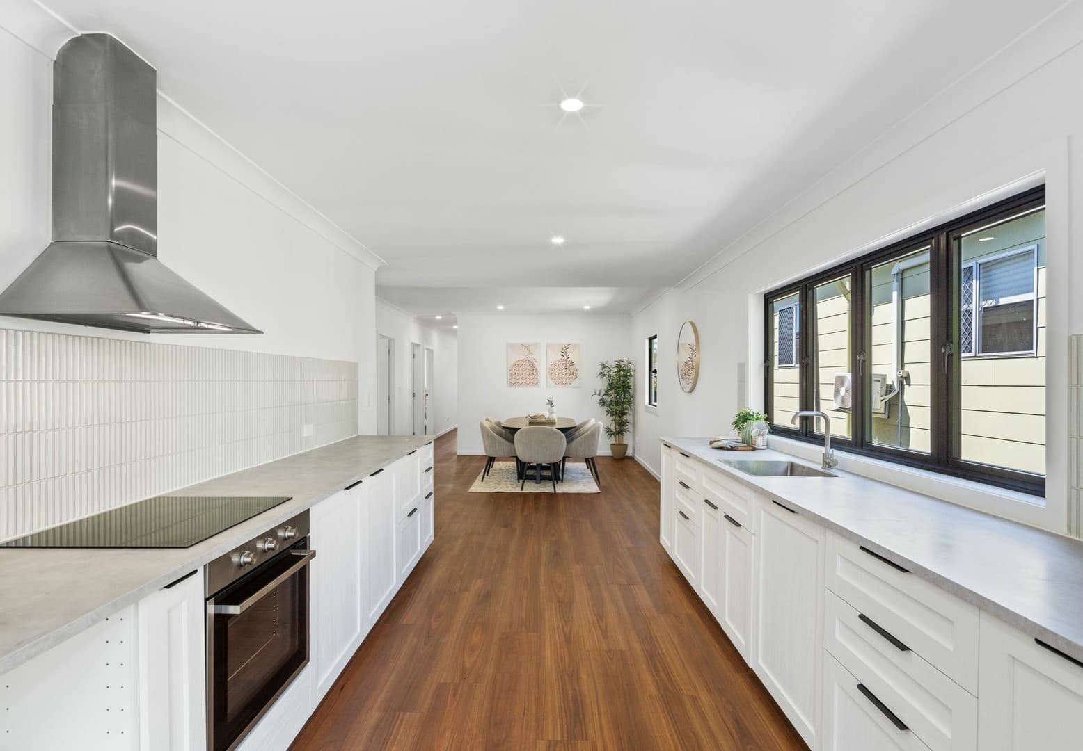31 Invermore Street, Mount Gravatt East, Mount Gravatt East — photo 1 of 5