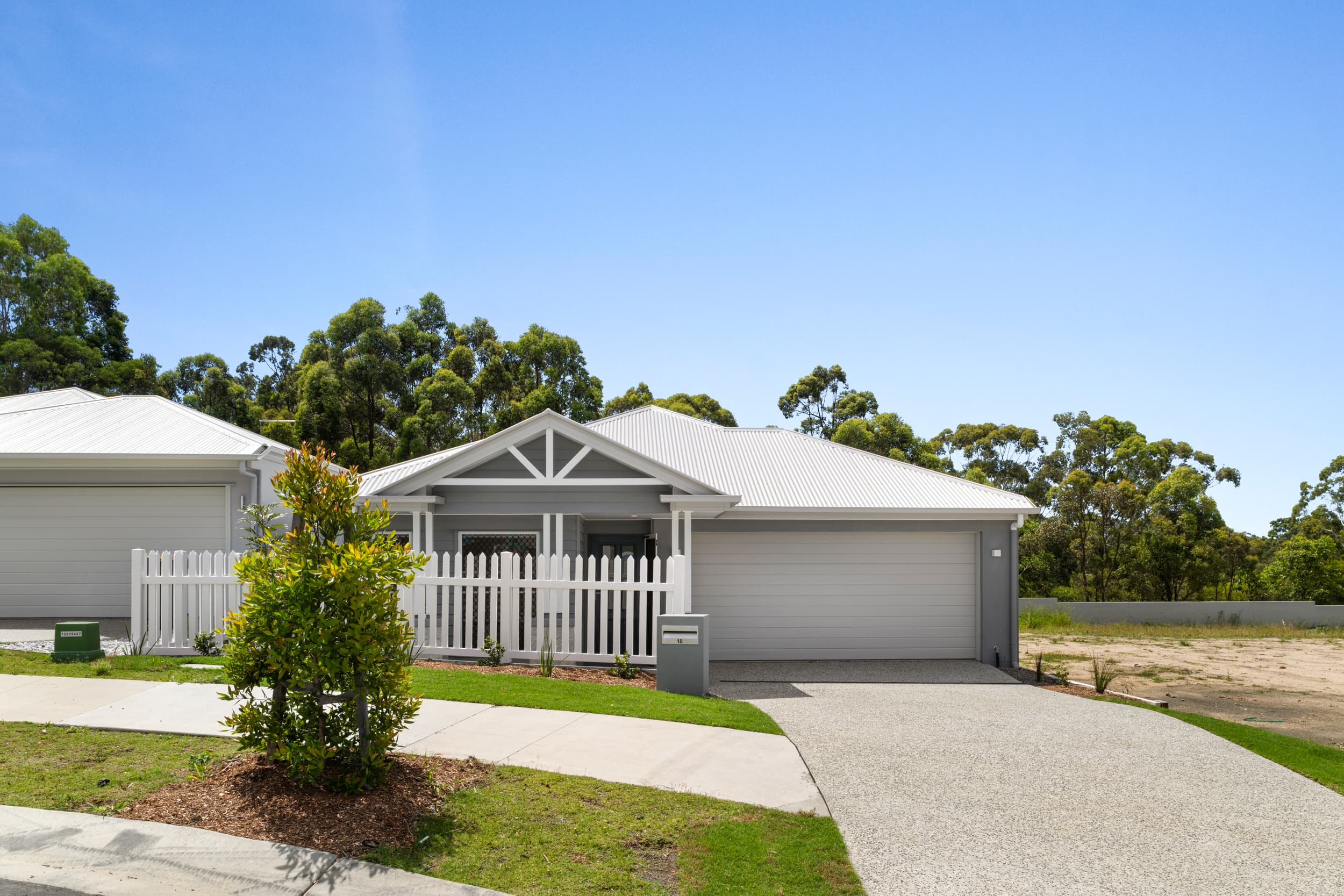 18 Highpoint Place, Little Mountain, Little Mountain — photo 1 of 5