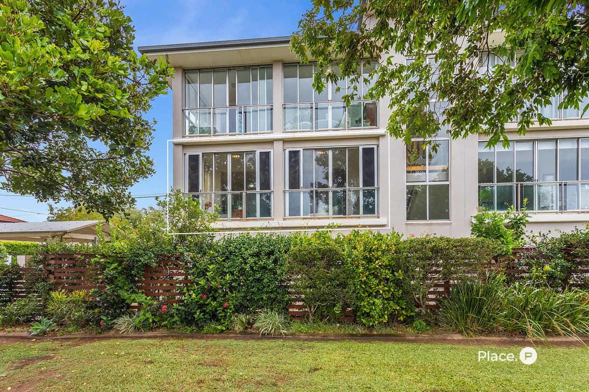 5/2 Queen Street, Scarborough - Image 1