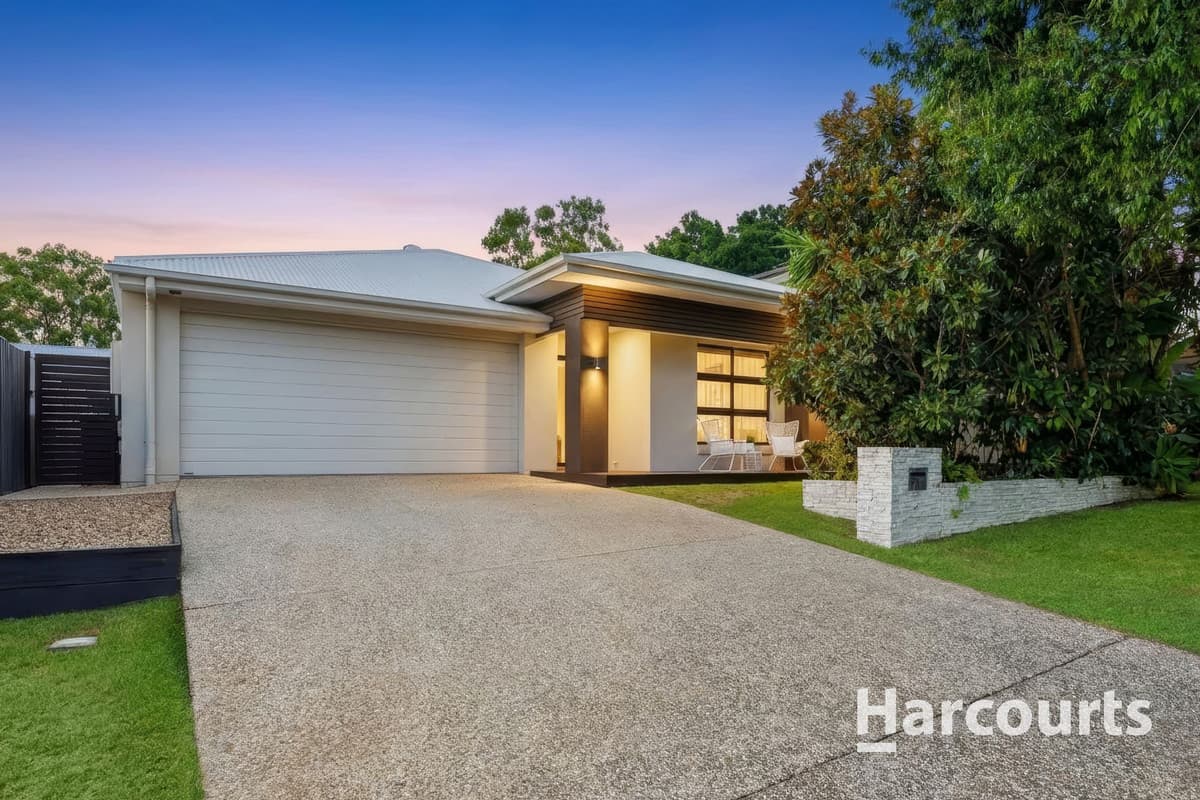 13 Imperial Place, Bridgeman Downs - Image 1