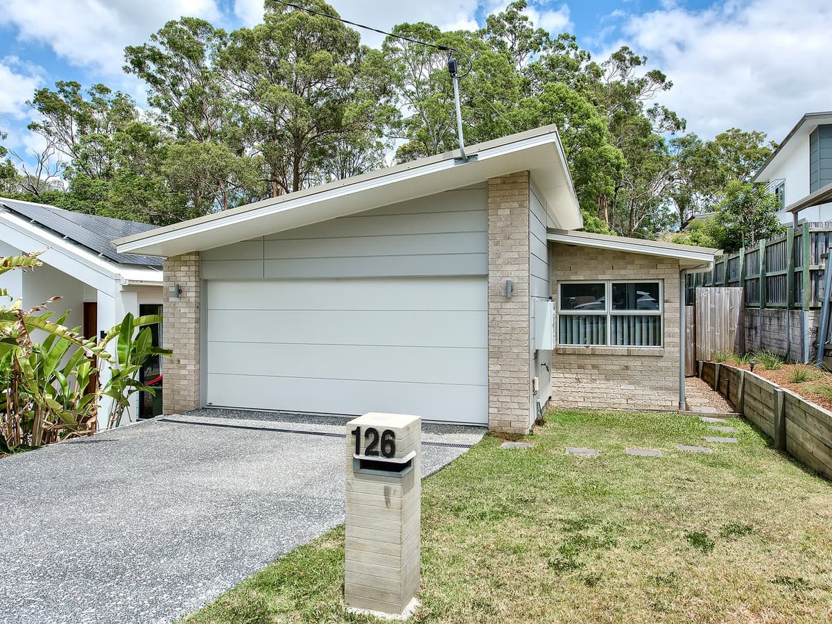 126 Barton Street, Everton Park, Everton Park — photo 1 of 5