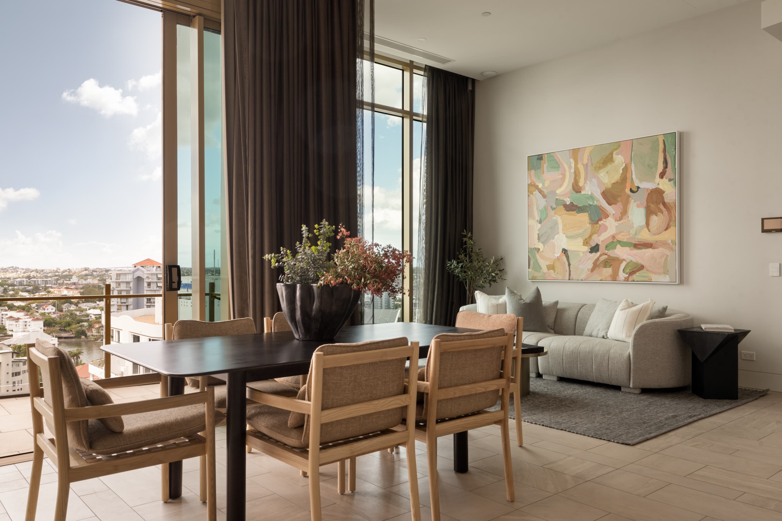 1204/25 Shafston Avenue, Kangaroo Point - Image 1