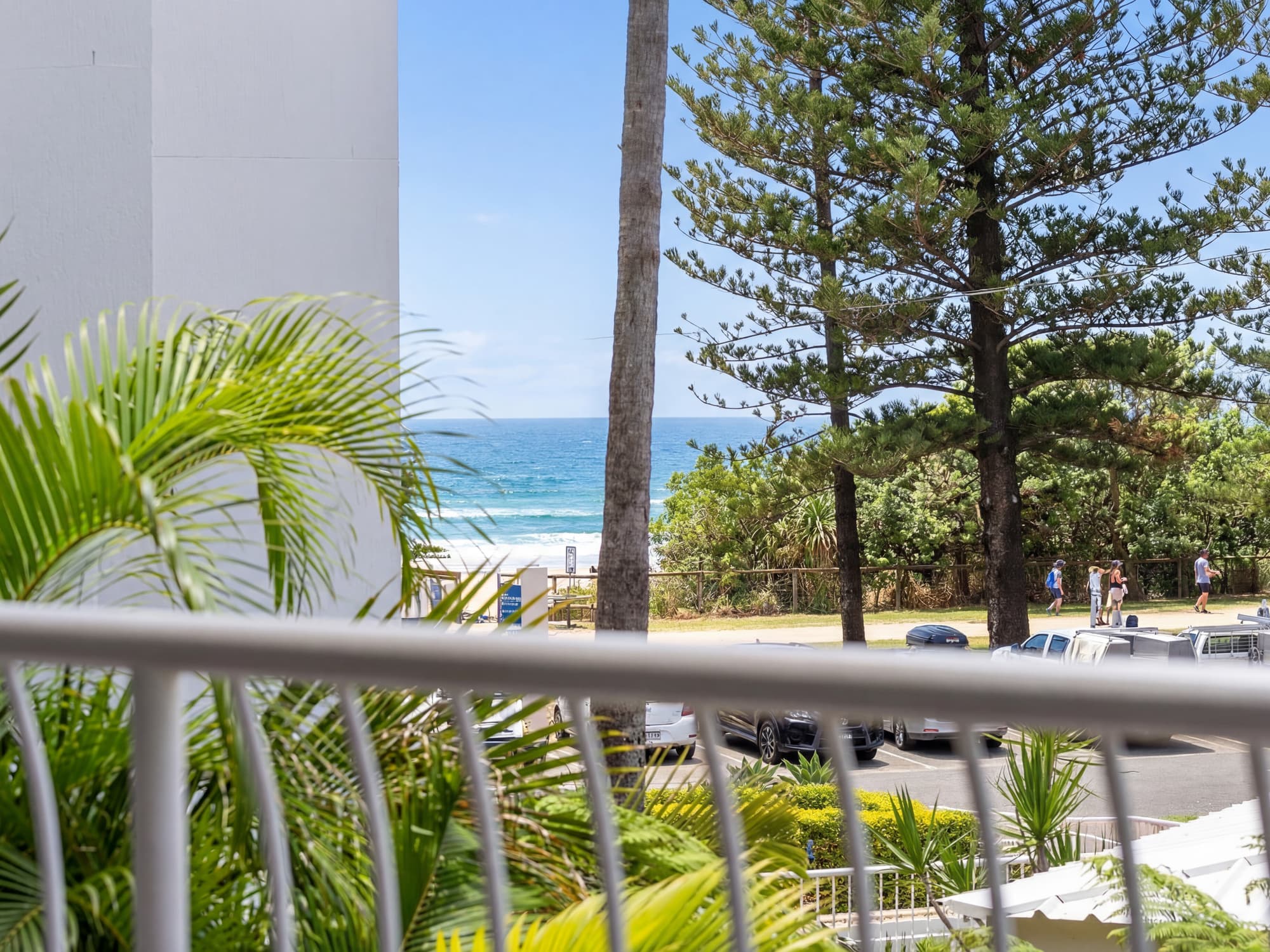 20/136 The Esplanade, Burleigh Heads, Burleigh Heads — photo 1 of 5