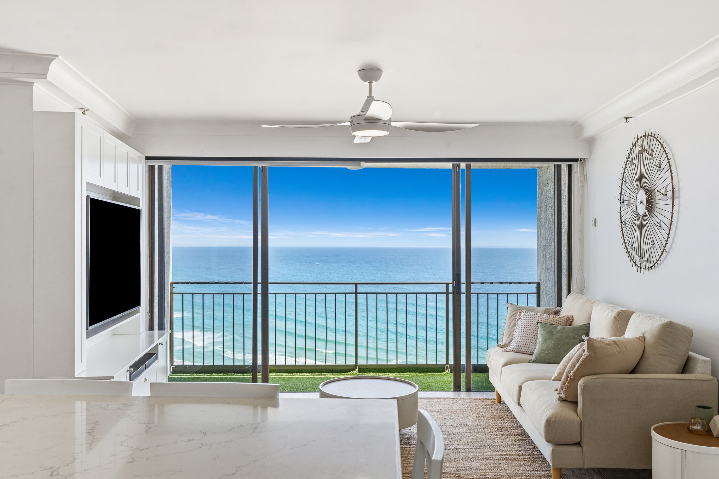24D/973 Gold Coast Highway, Palm Beach — photo 1 of 5