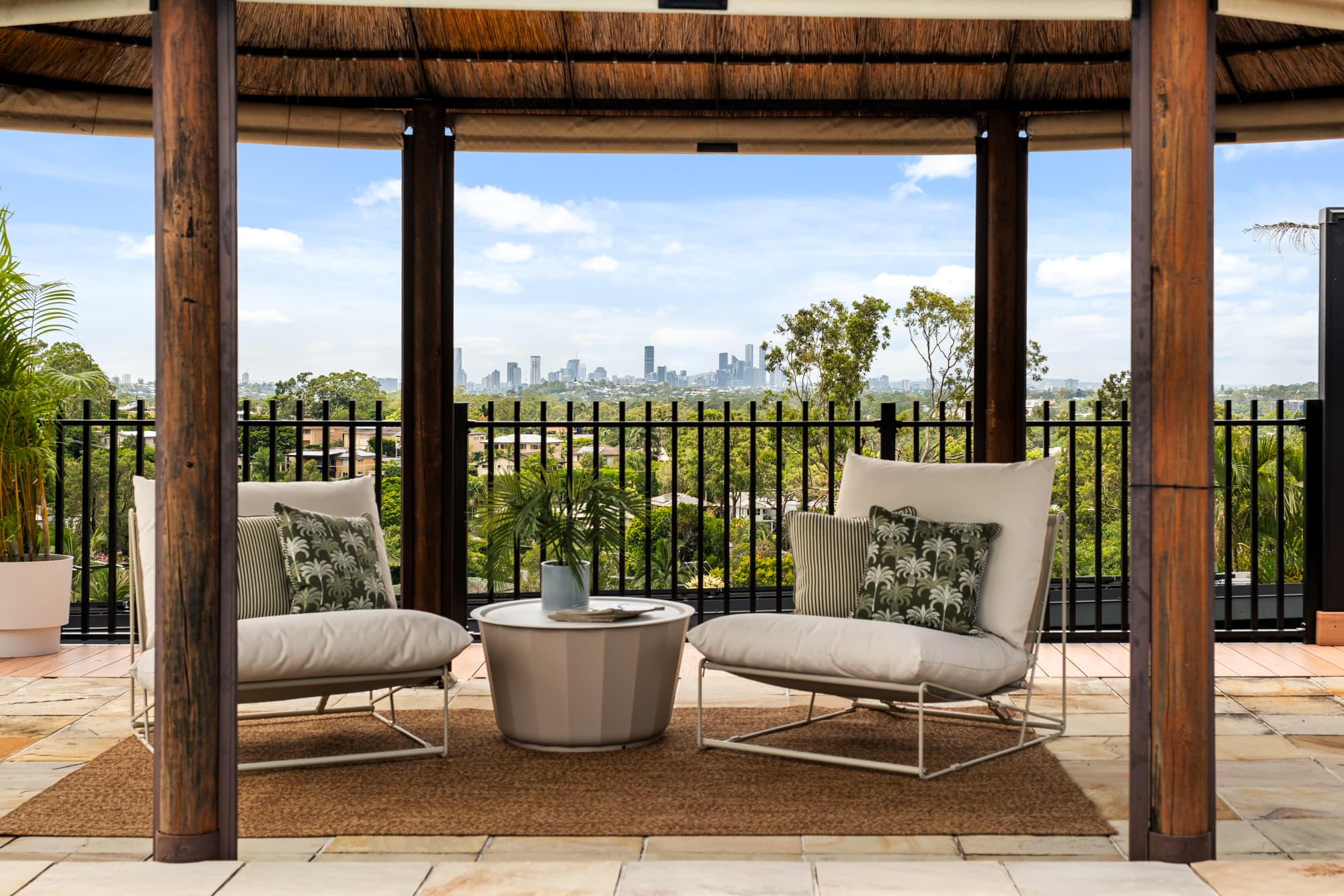 1024 South Pine Road, Everton Hills, Everton Hills — photo 1 of 5