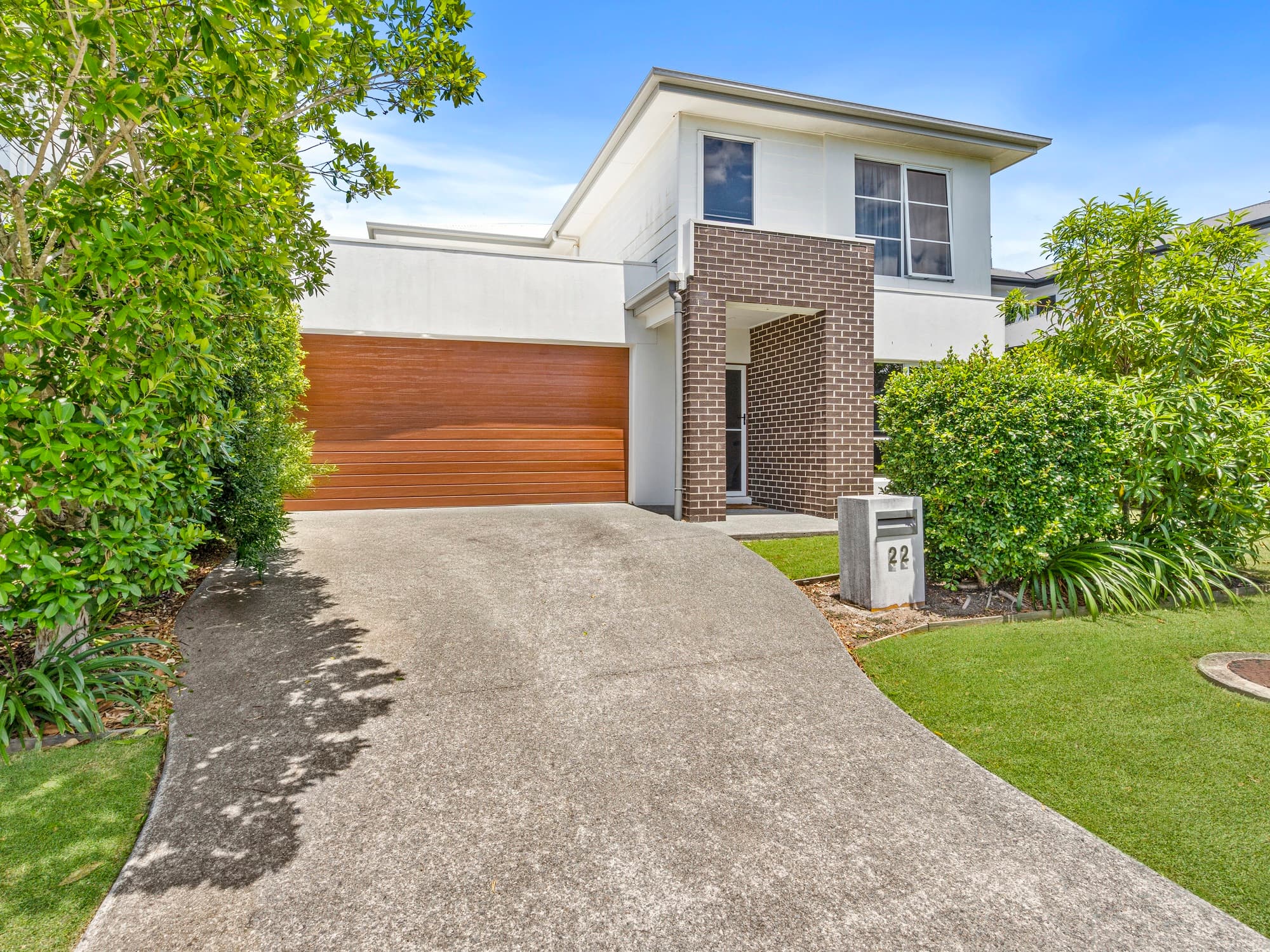 22 Amazon Circuit, Helensvale, Helensvale — photo 1 of 5
