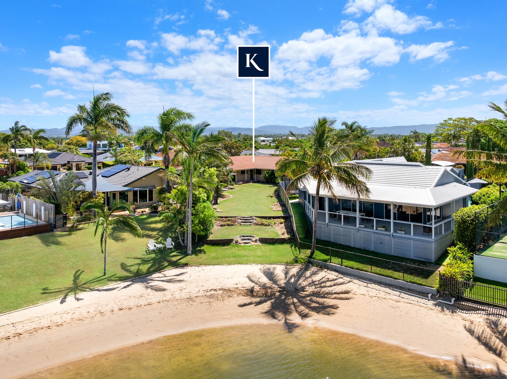 12 Cadence Avenue, Mermaid Waters, Mermaid Waters — photo 1 of 5