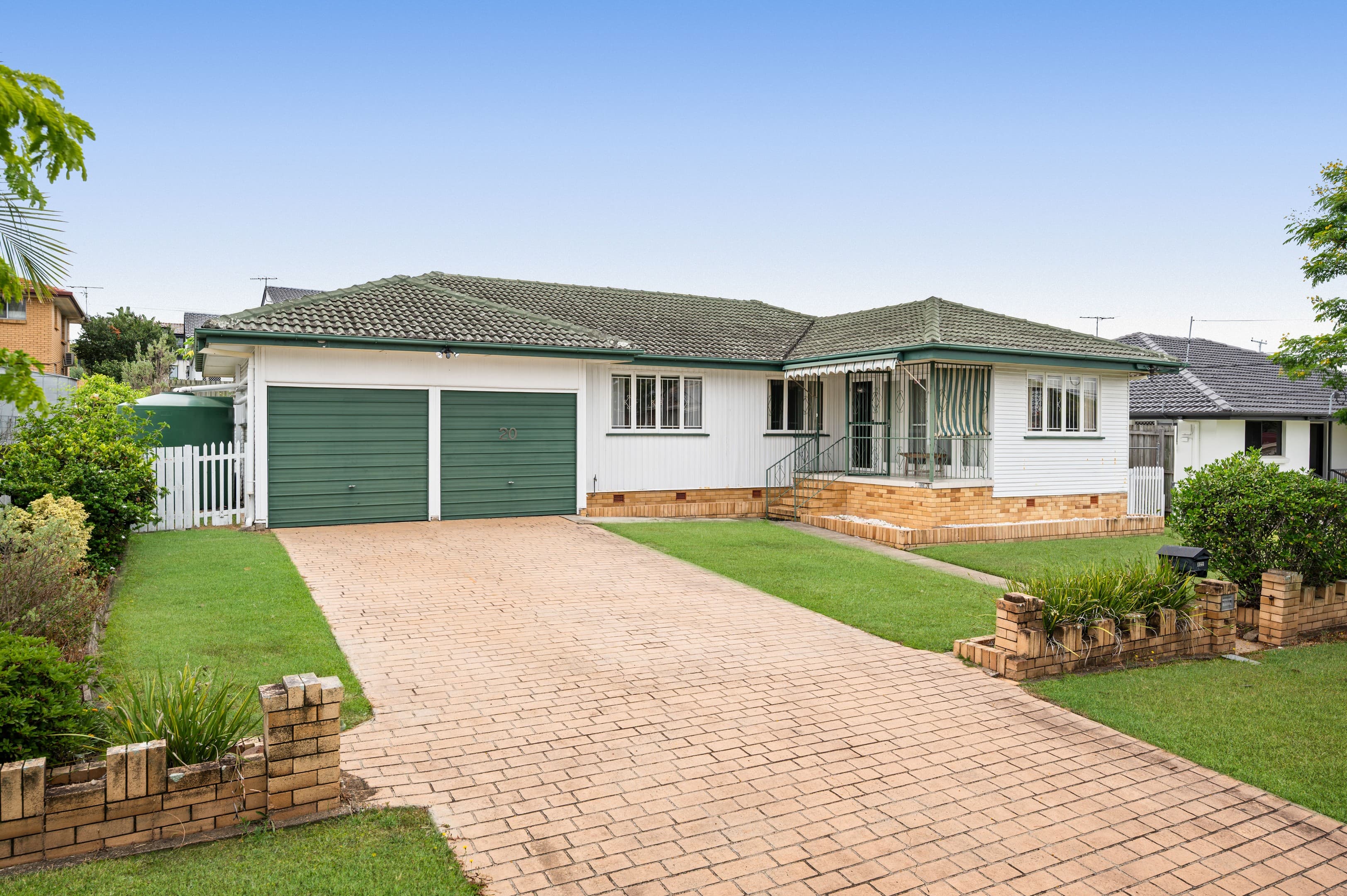 20 Mirang Street, Mansfield, Mansfield — photo 1 of 5