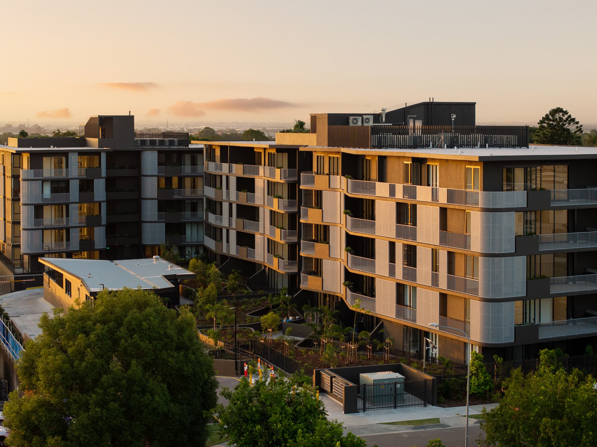 2405/41 Sorrento Street, Wynnum West - Image 1