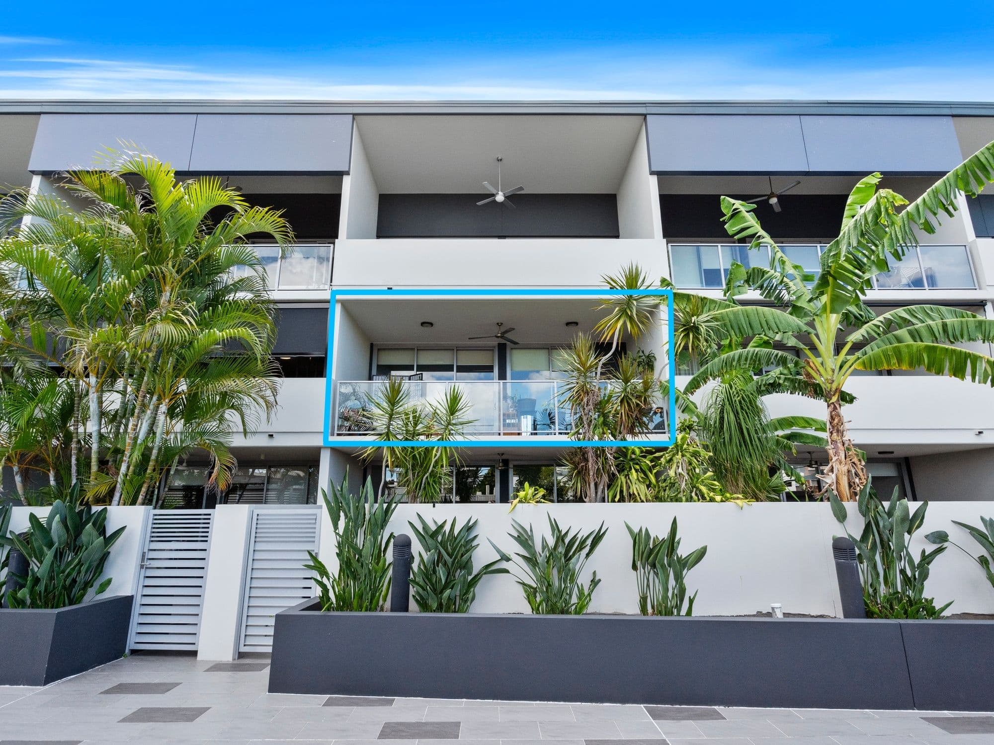 27/70 Love Street, Bulimba, Bulimba — photo 1 of 5