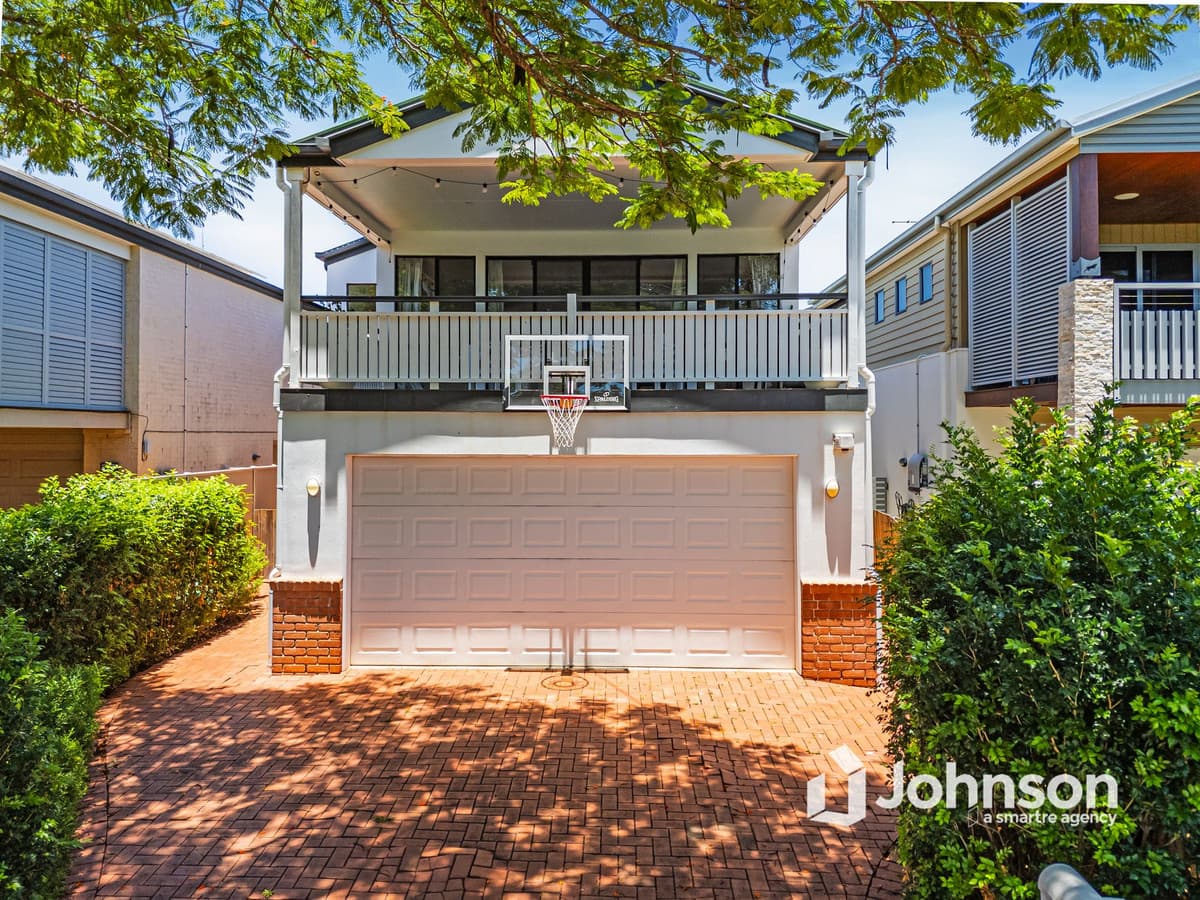 27 Alice Street, Wellington Point, Wellington Point — photo 1 of 5