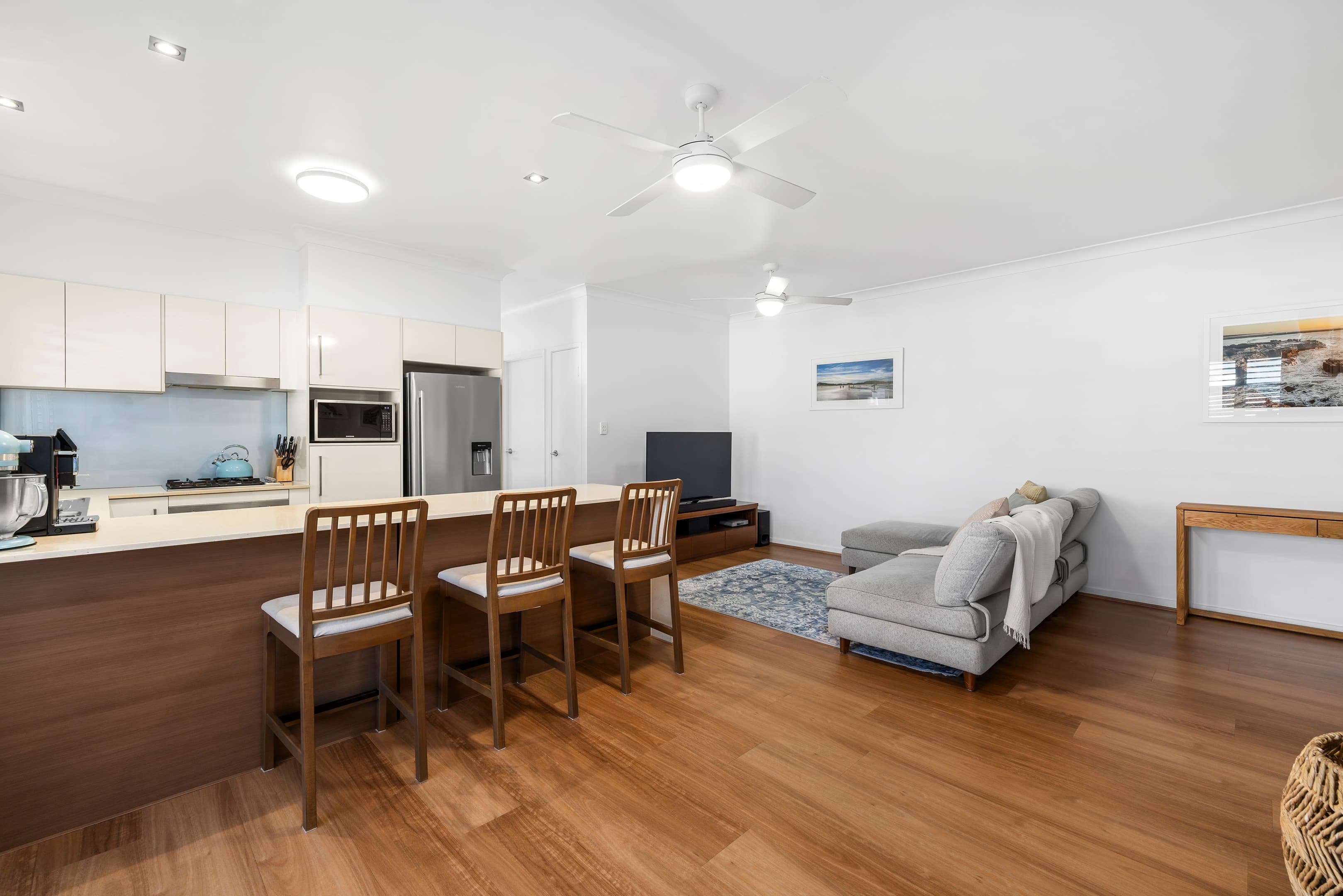 12/20-22 Love Street, Bulimba, Bulimba — photo 1 of 5