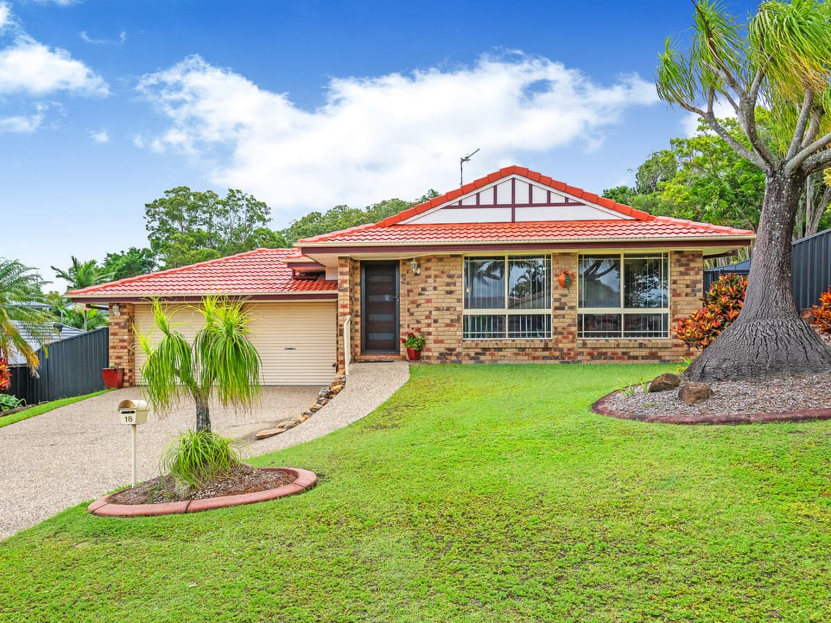 16 Capricorn Drive, Pacific Pines — photo 1 of 5