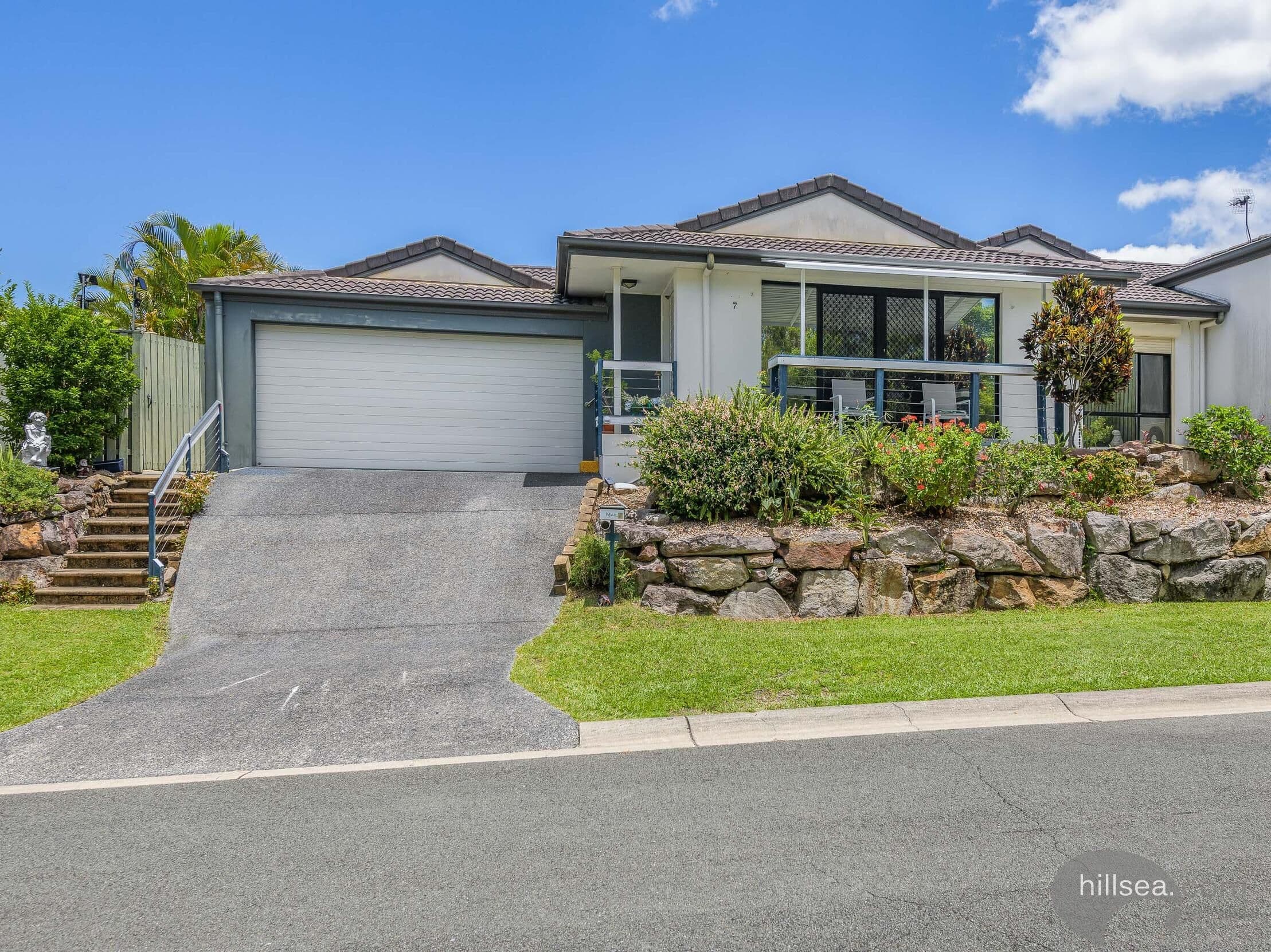 1/7 Kelsey Circuit, Nerang, Nerang — photo 1 of 5