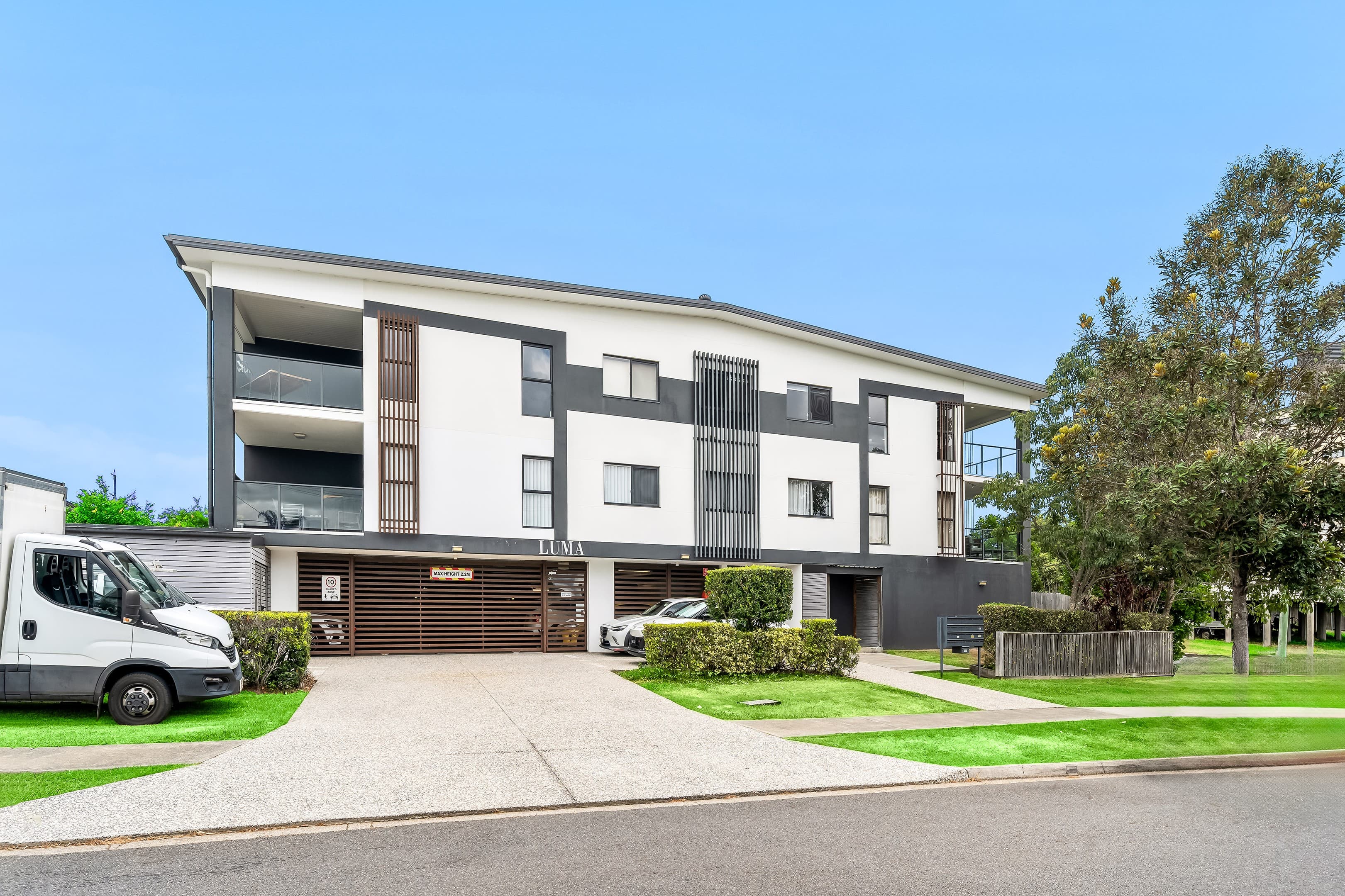 13/27 Lumley Street, Upper Mount Gravatt - Image 1