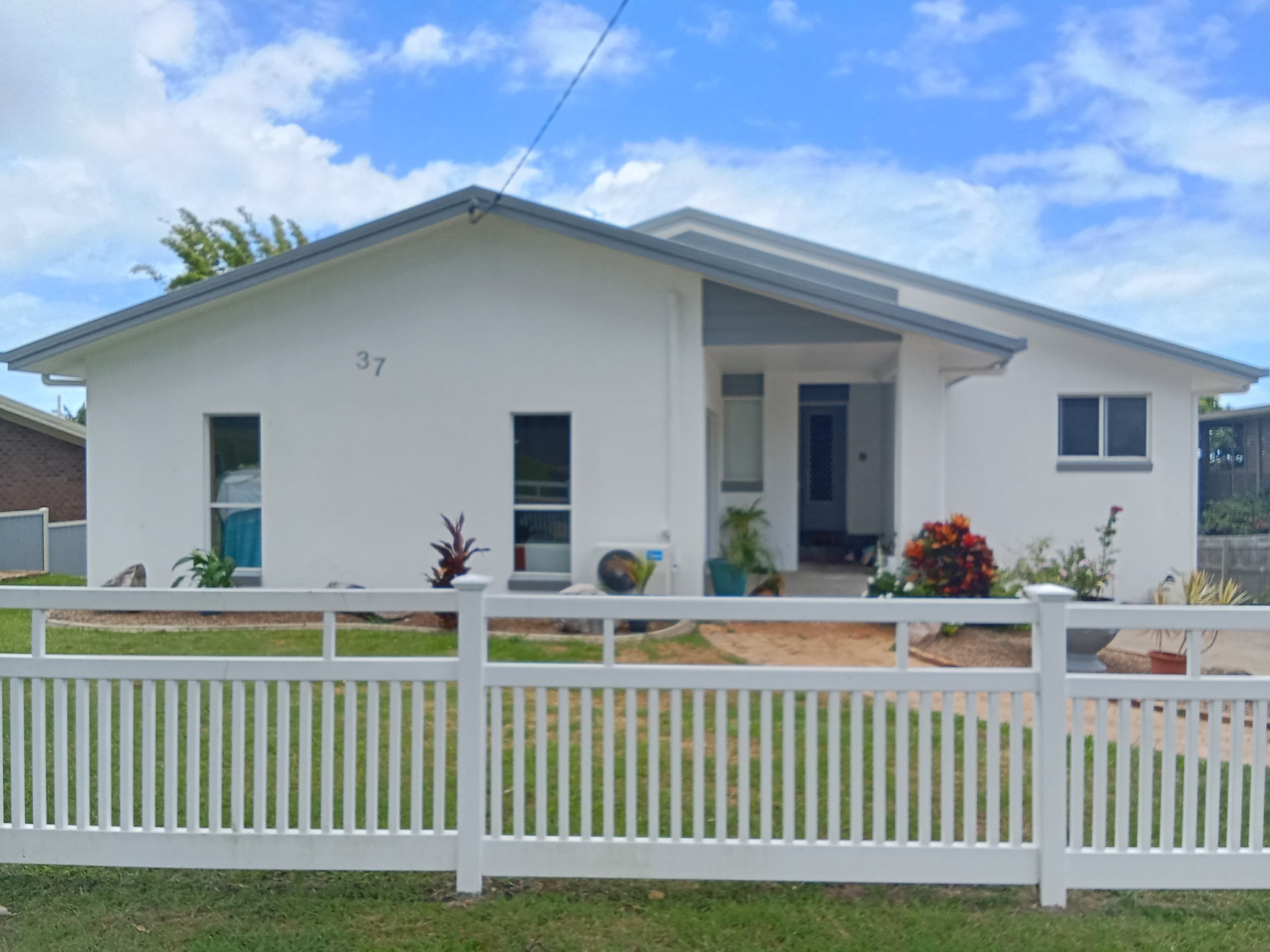 37 Johnston Boulevard, Urraween — photo 1 of 5