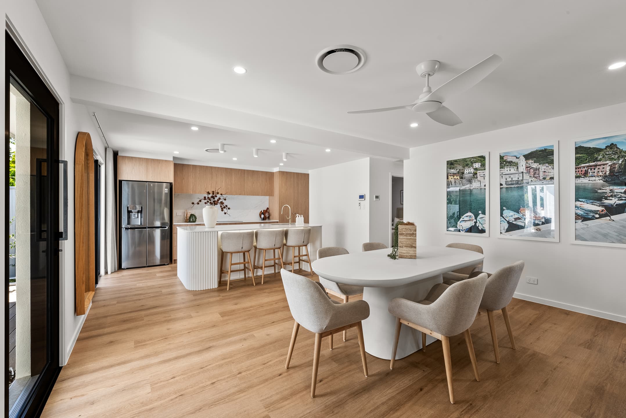 5 Arthur Street, Biggera Waters - Image 1