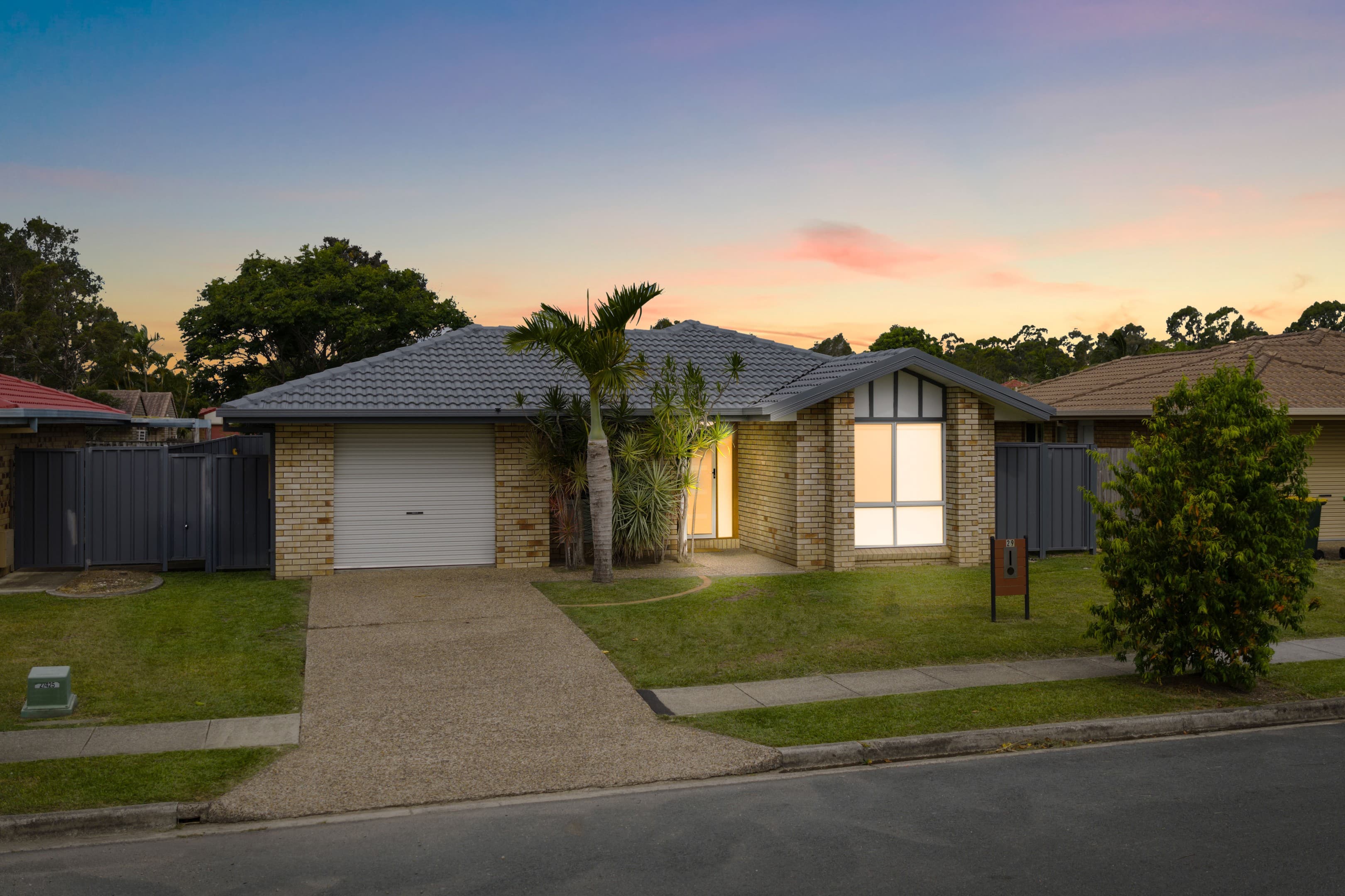 29 Orchid Crescent, Fitzgibbon, Fitzgibbon — photo 1 of 5