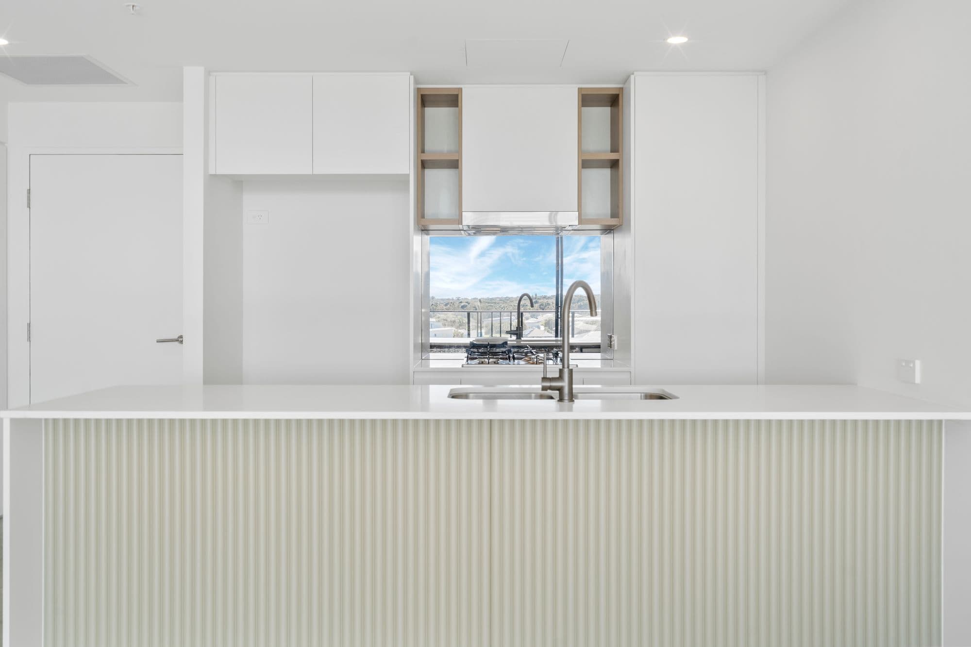 2603/10 Sickle Avenue, Hope Island