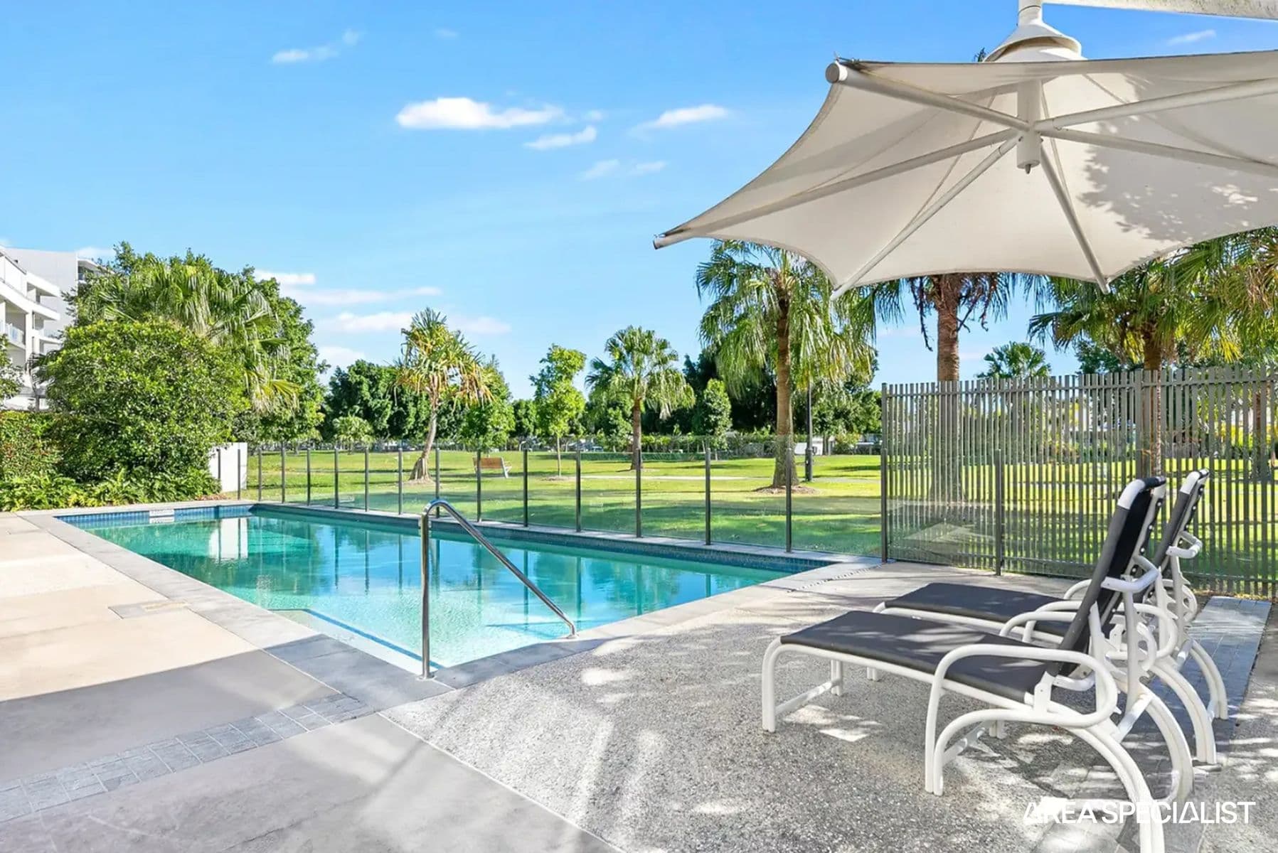 503/41 Harbour Town Drive, Biggera Waters, Biggera Waters — photo 1 of 5