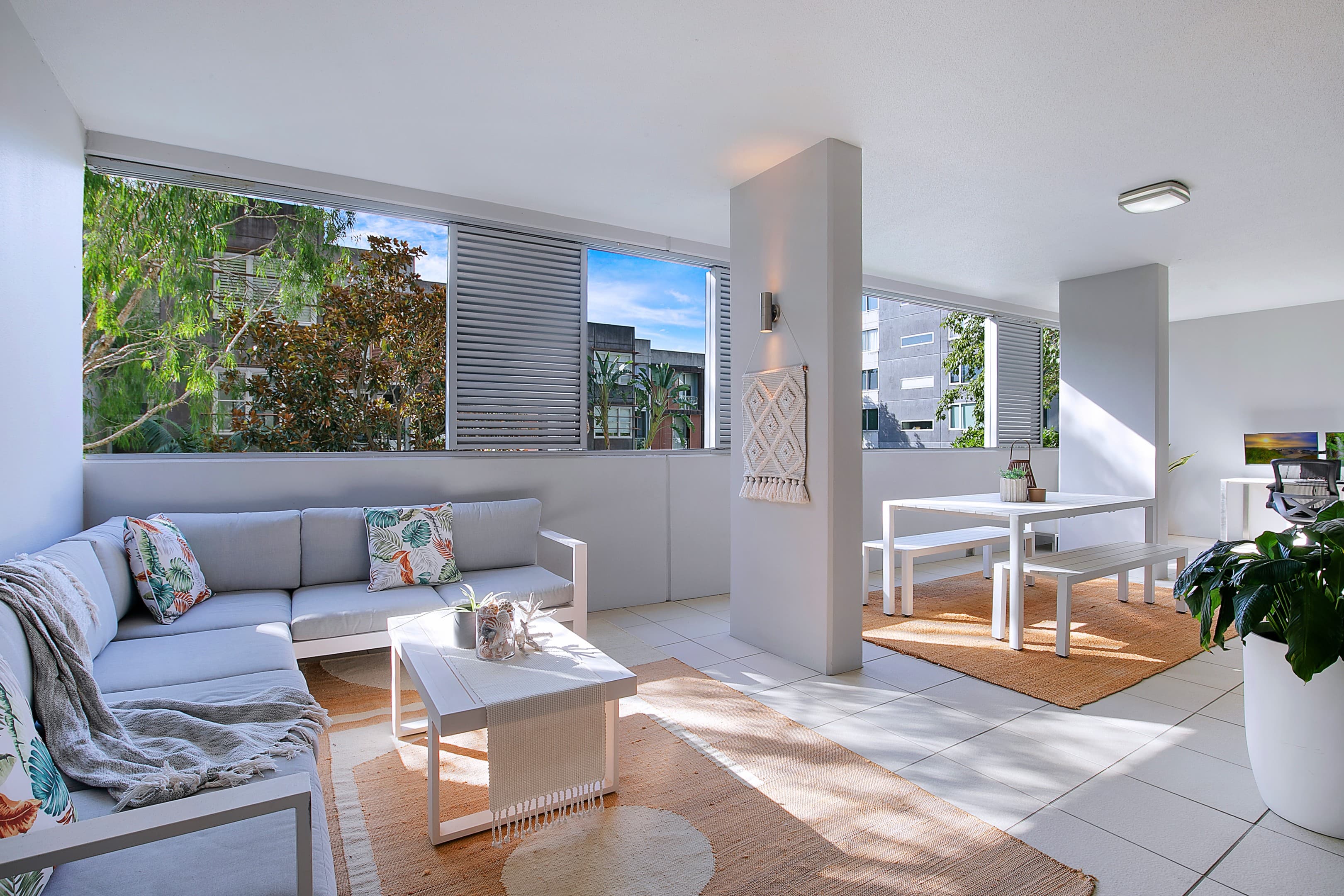 7203/55 Forbes Street, West End, West End — photo 1 of 5